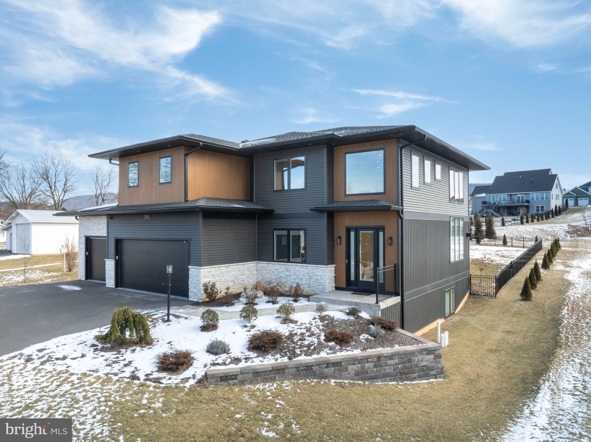 STEARNS CROSSING - Residential