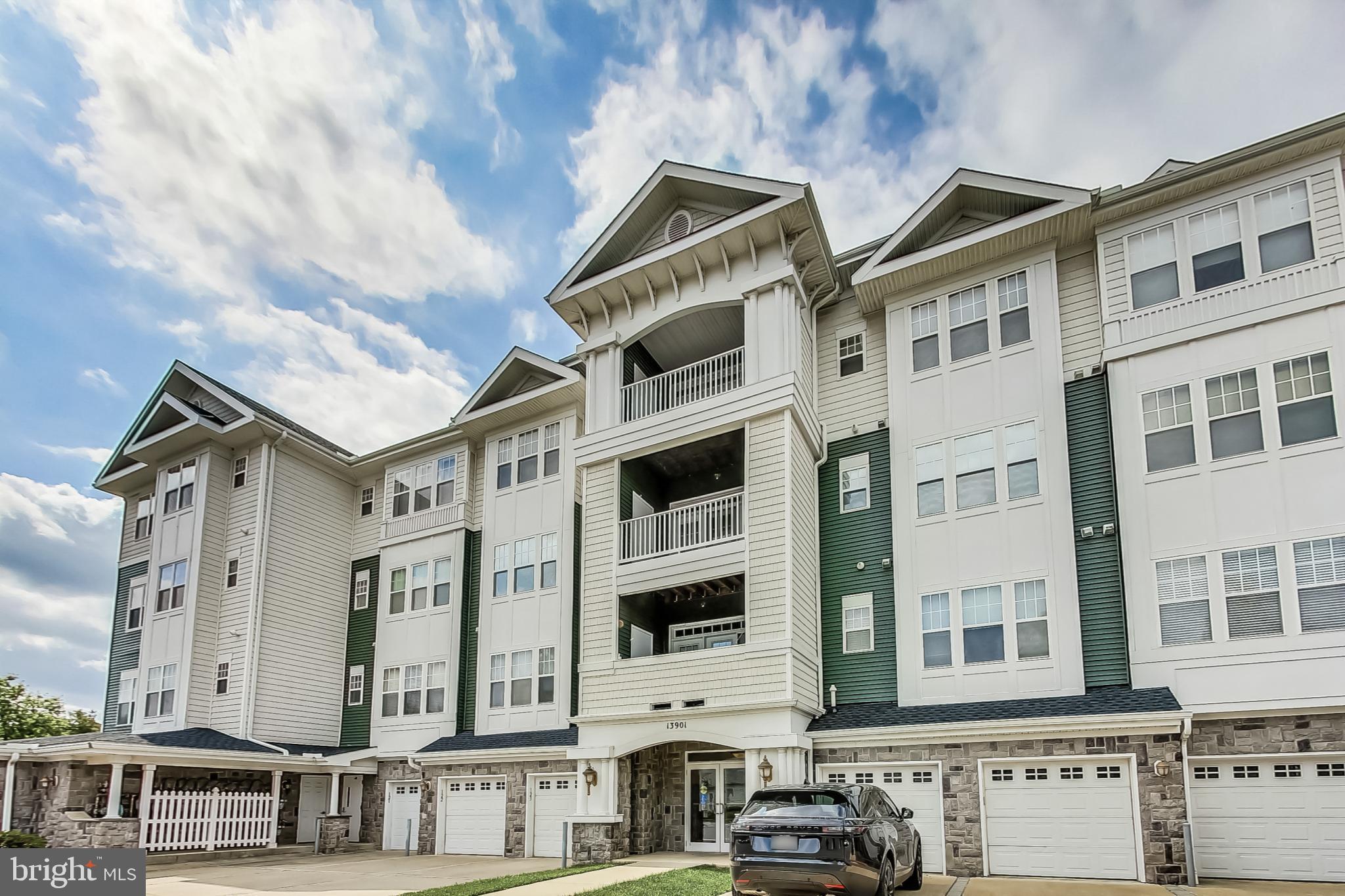 13901 BELLE CHASSE BOULEVARD 215