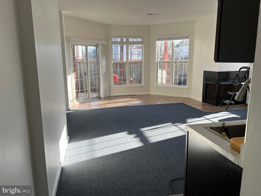 FOREST PARK - Residential Lease