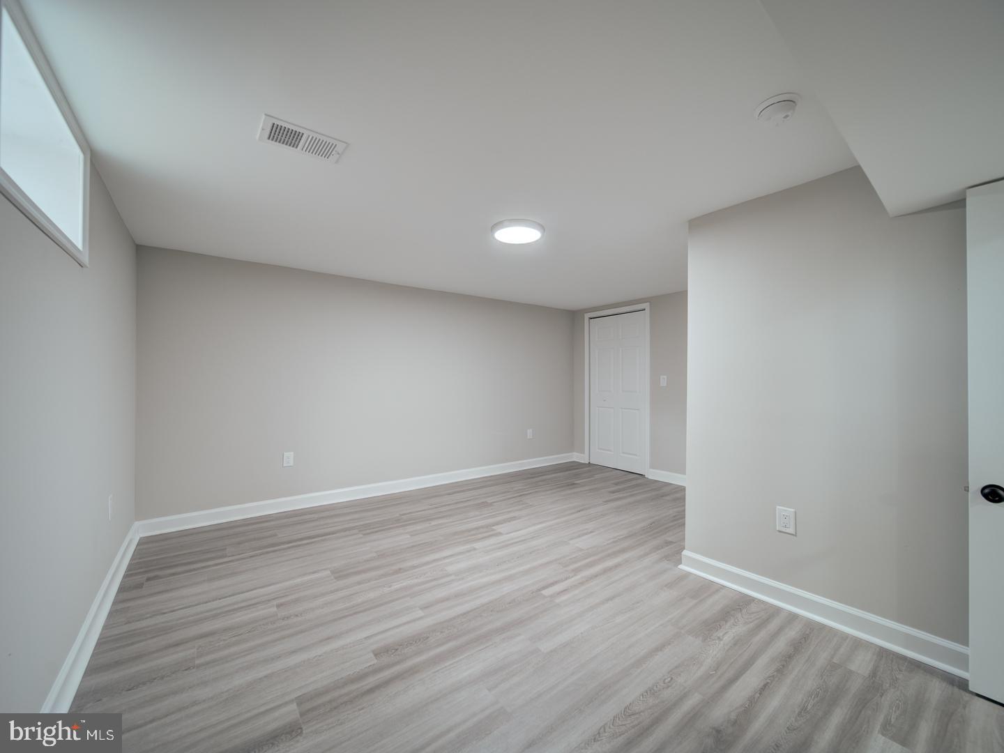 THOMSON ESTATES - Residential