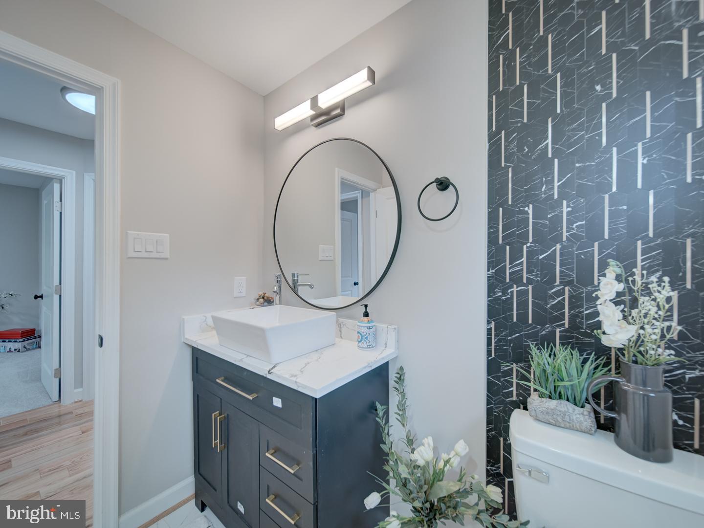 THOMSON ESTATES - Residential