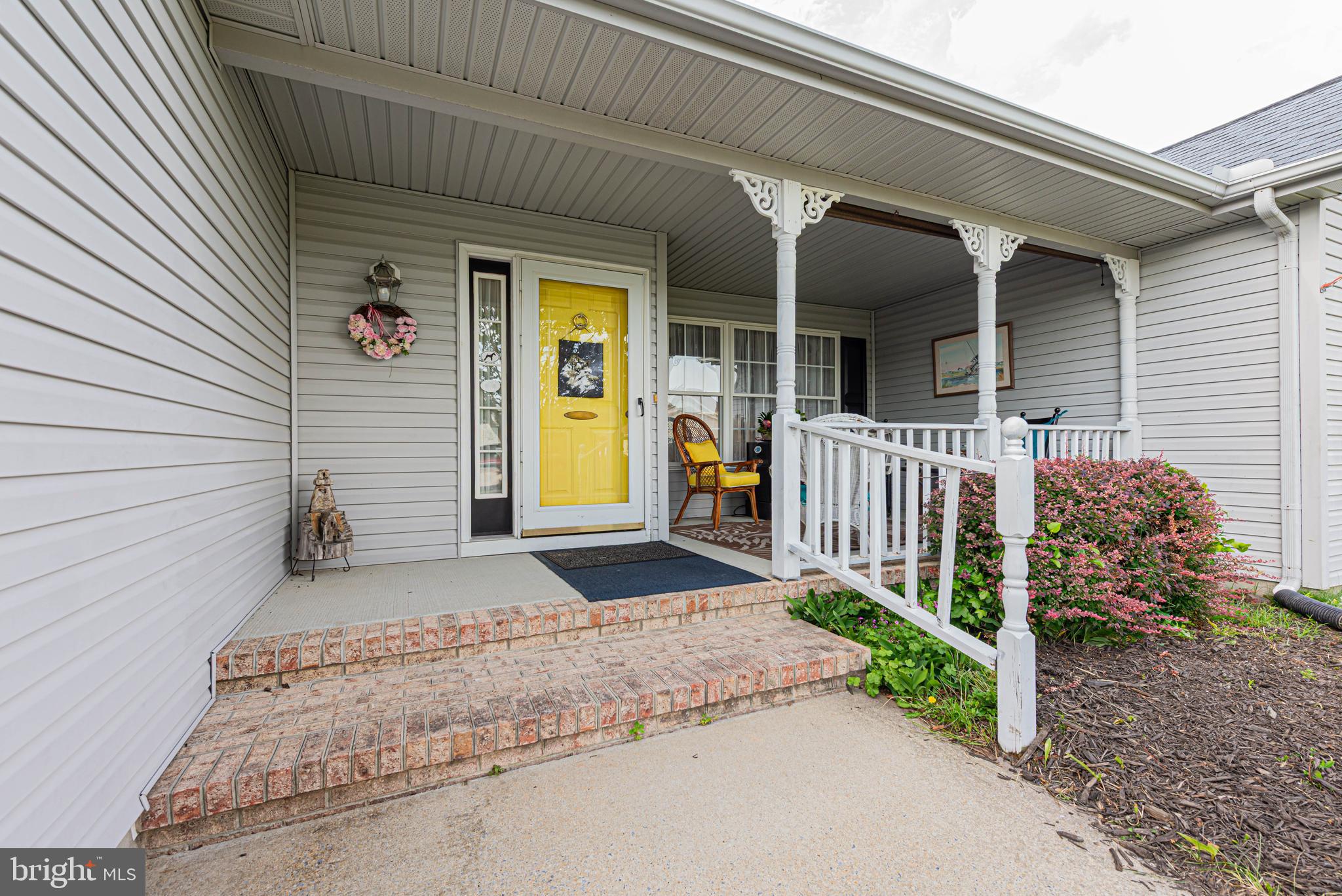 23 CORAL LANE