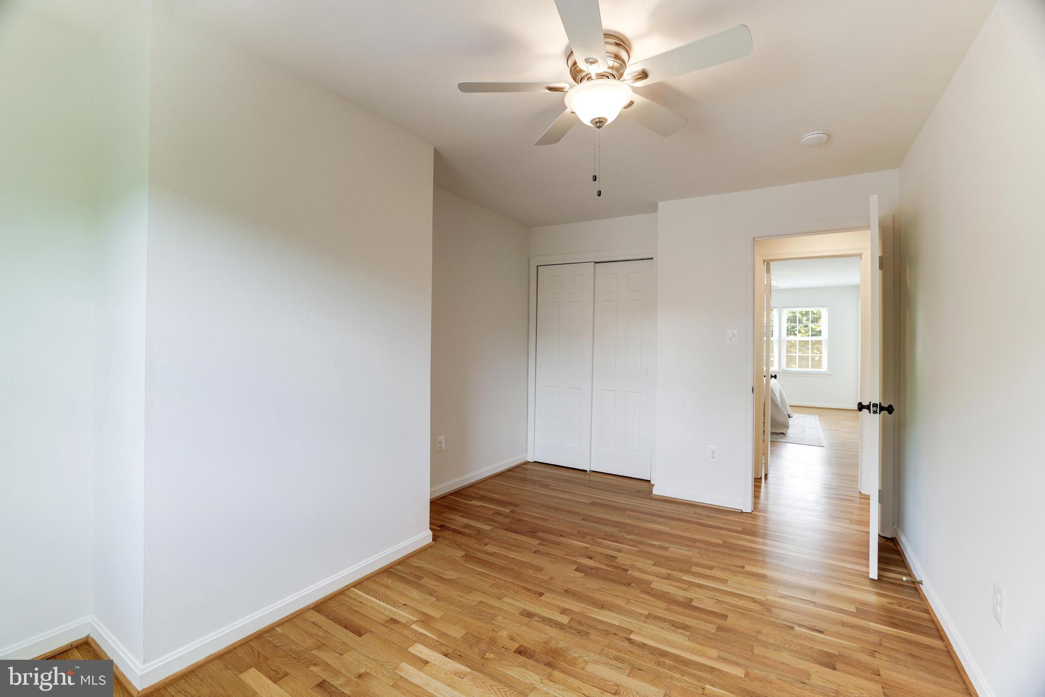 KINGS MANOR - Residential