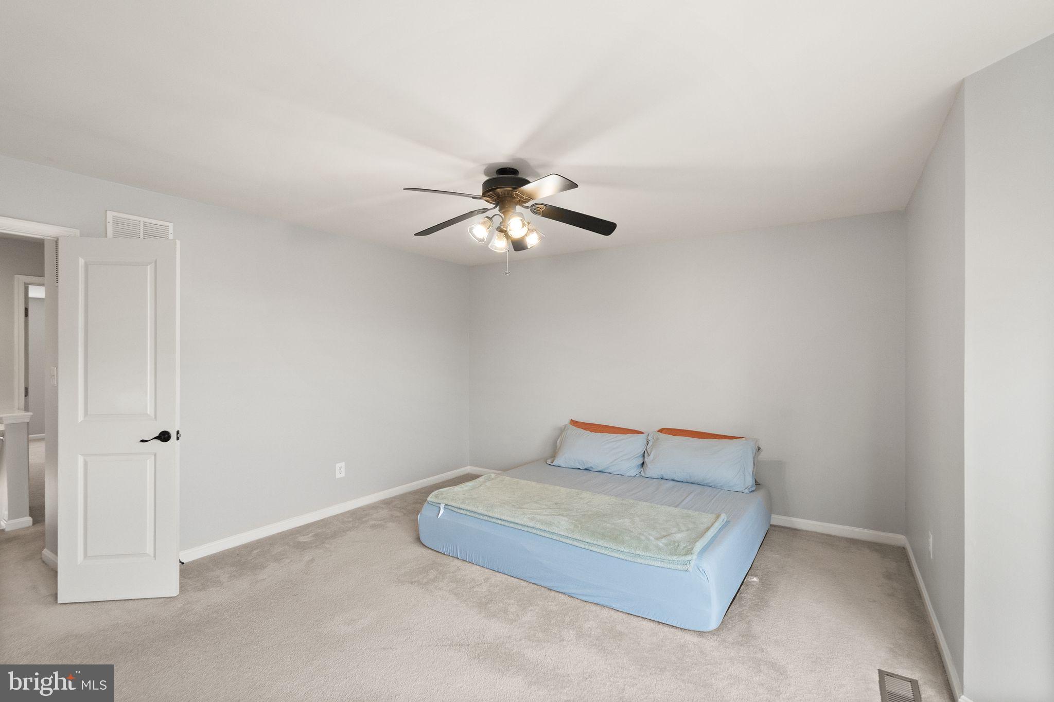 PEMBROOKE - Residential Lease