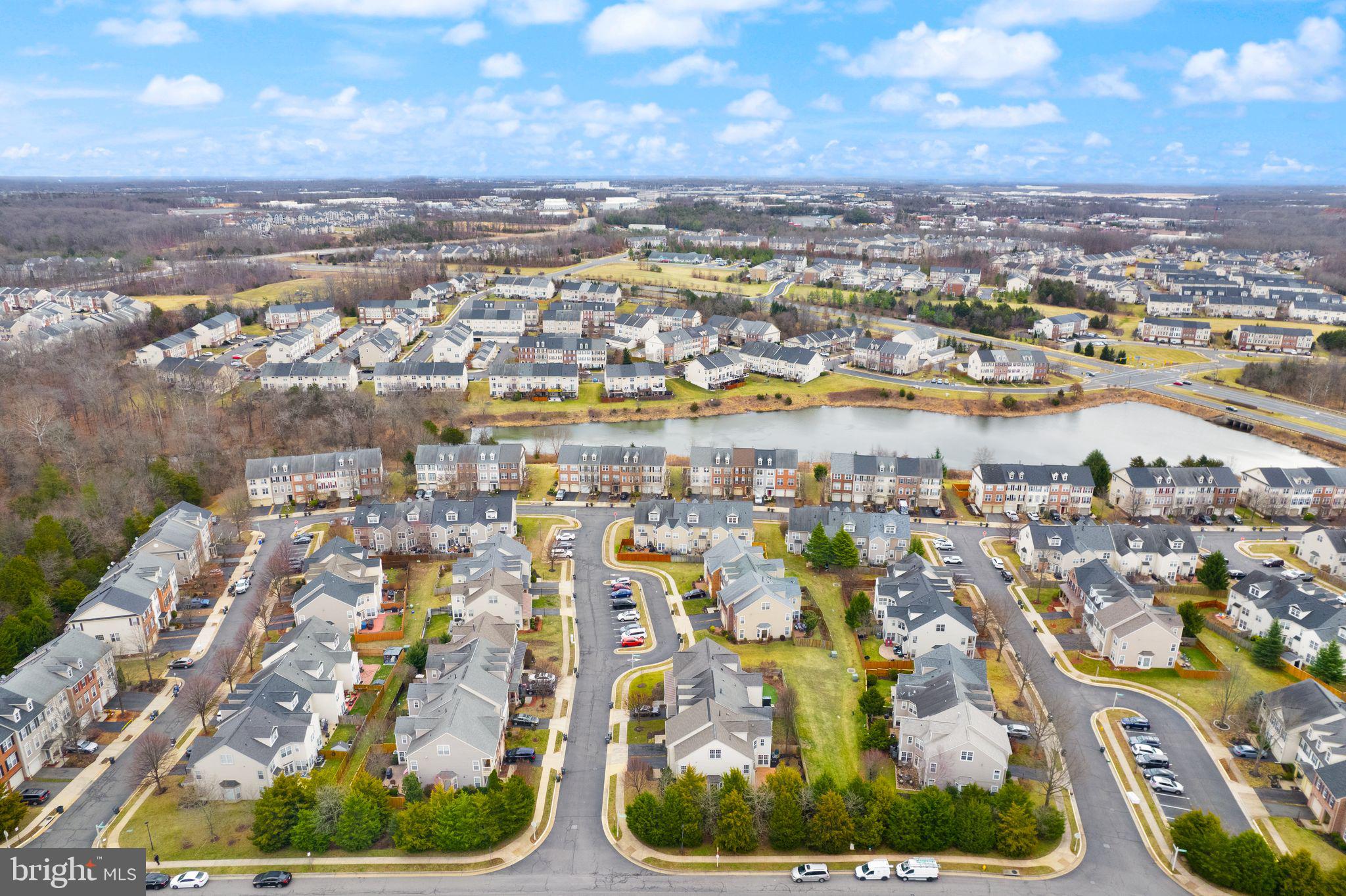 PEMBROOKE - Residential Lease