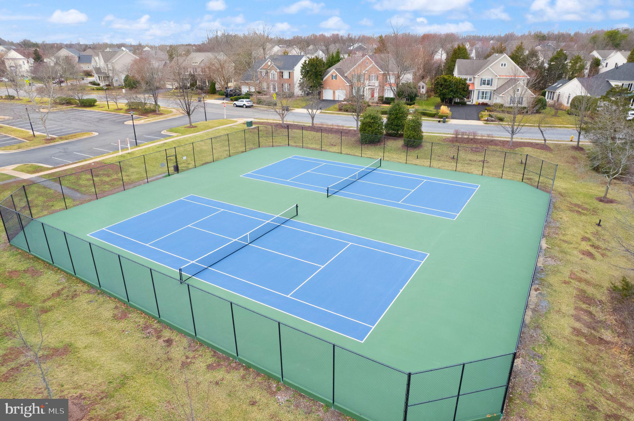 PEMBROOKE - Residential Lease