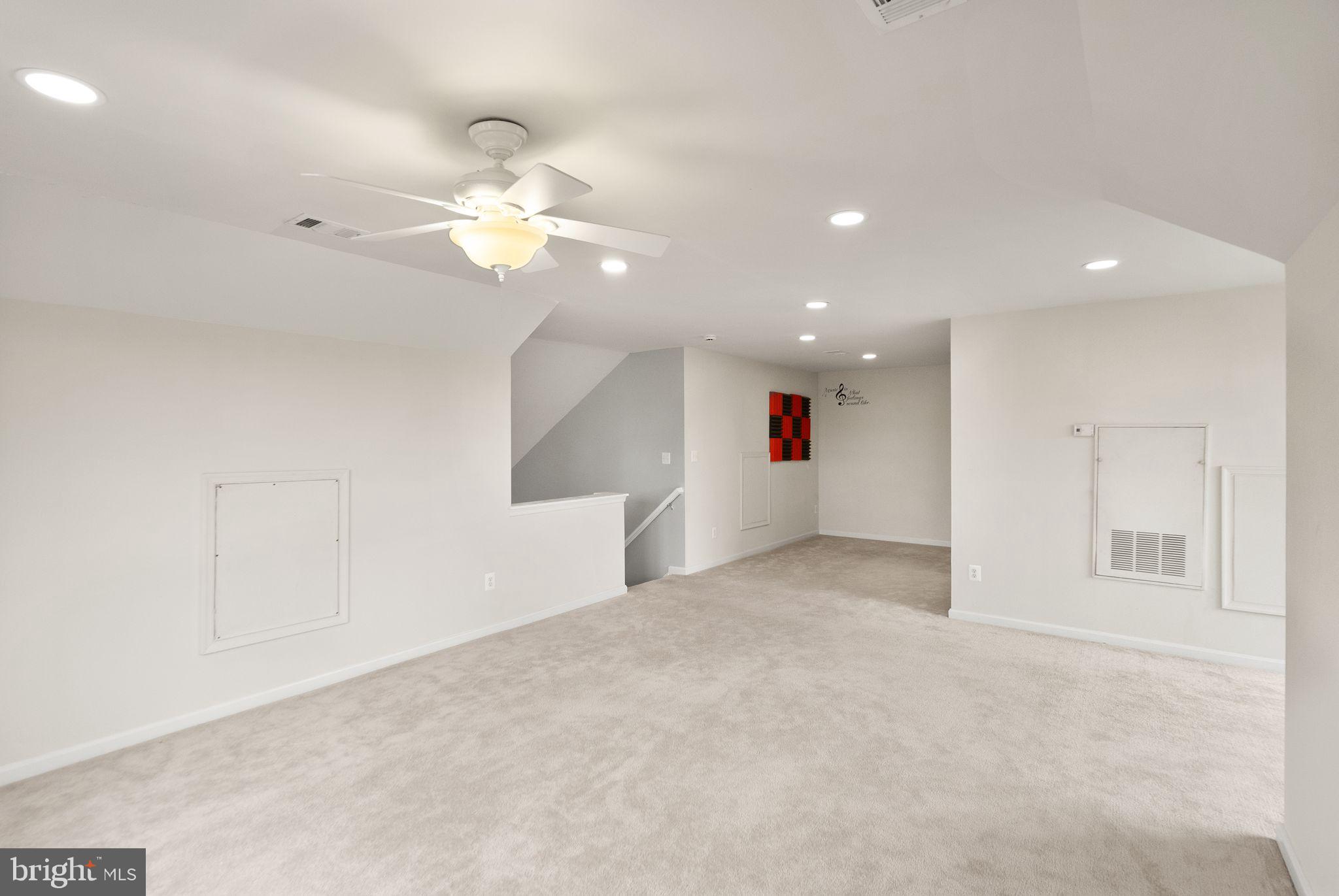 PEMBROOKE - Residential Lease