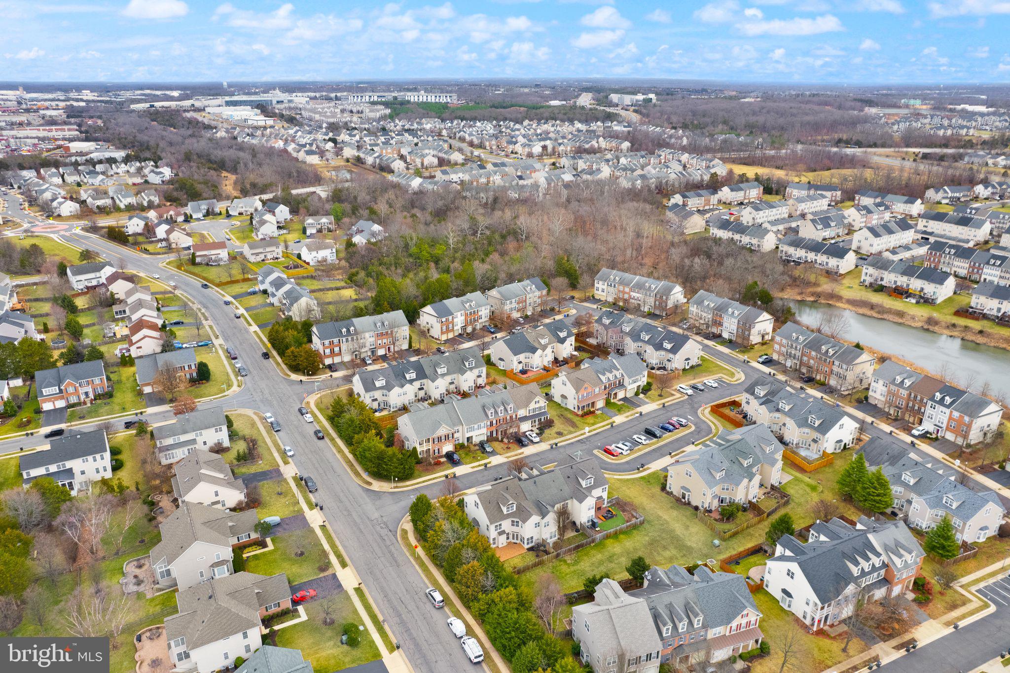 PEMBROOKE - Residential Lease