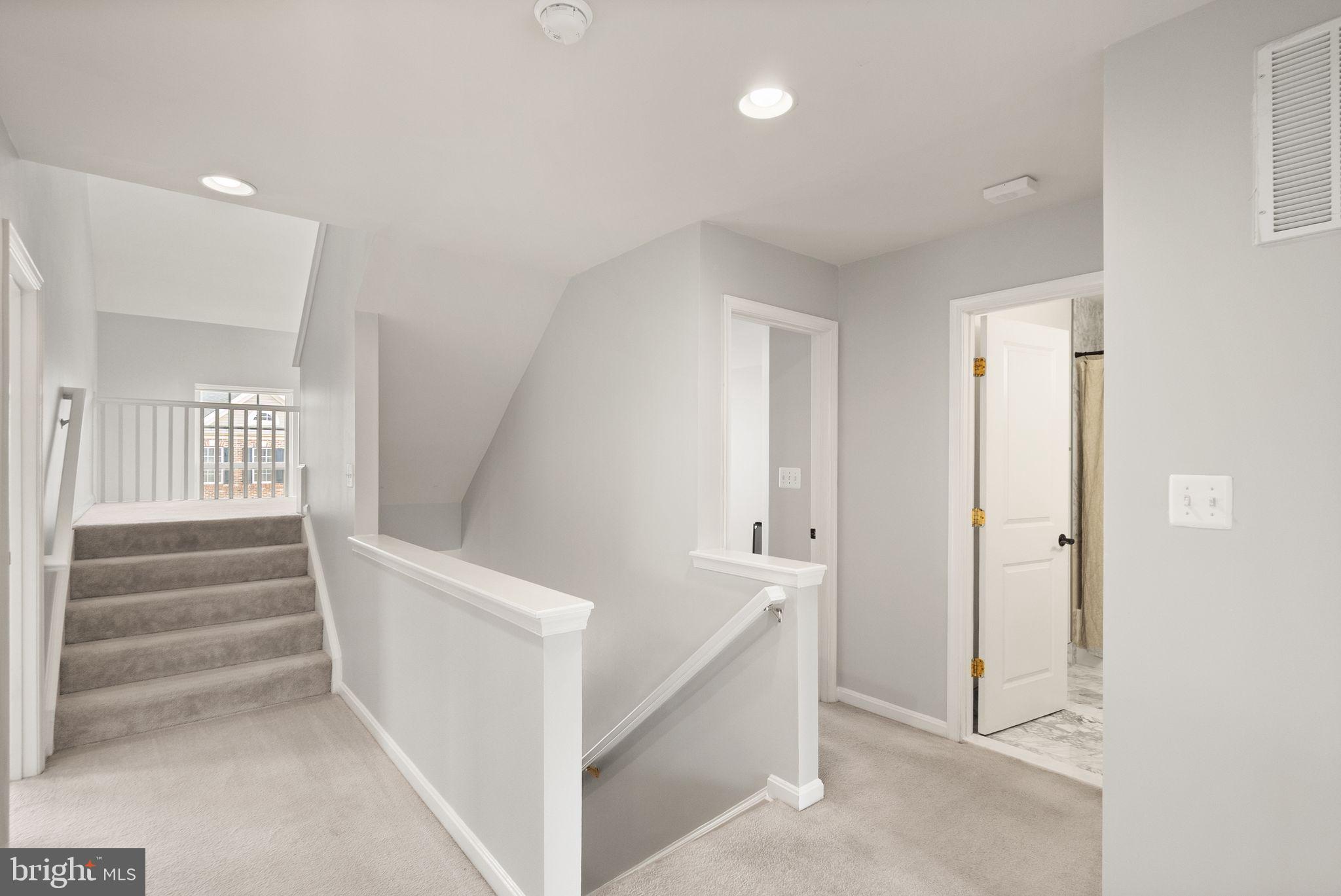 PEMBROOKE - Residential Lease