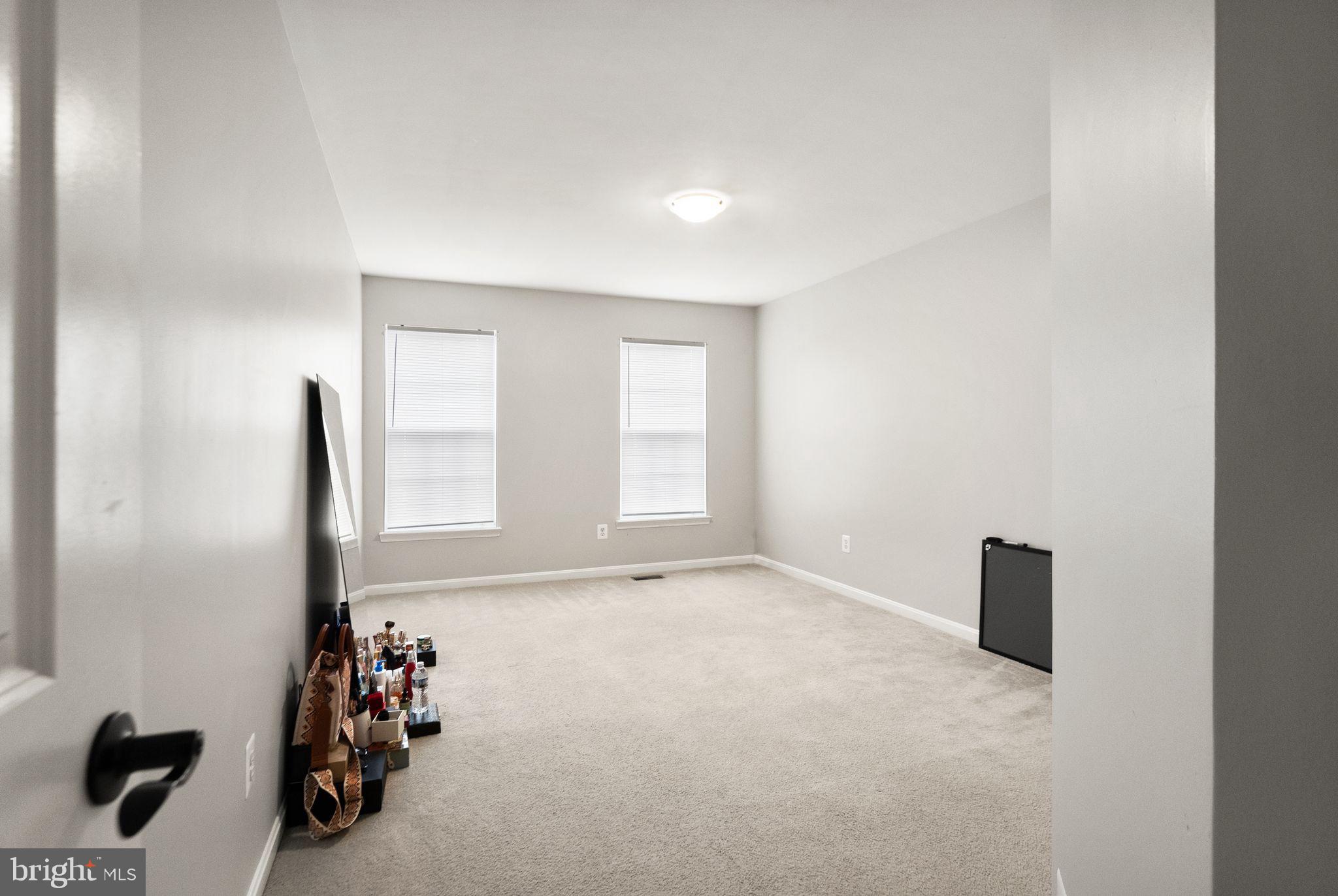 PEMBROOKE - Residential Lease