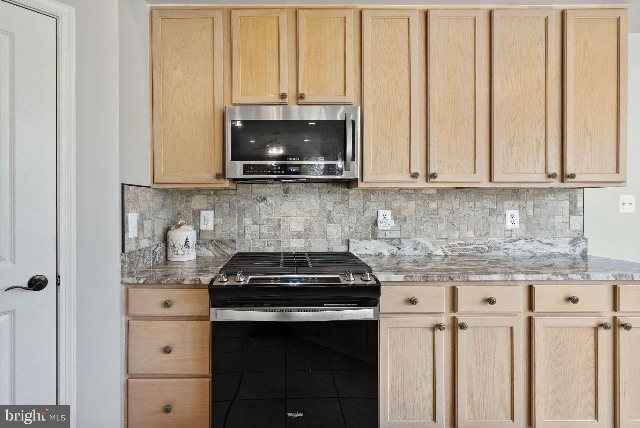 PEMBROOKE - Residential Lease