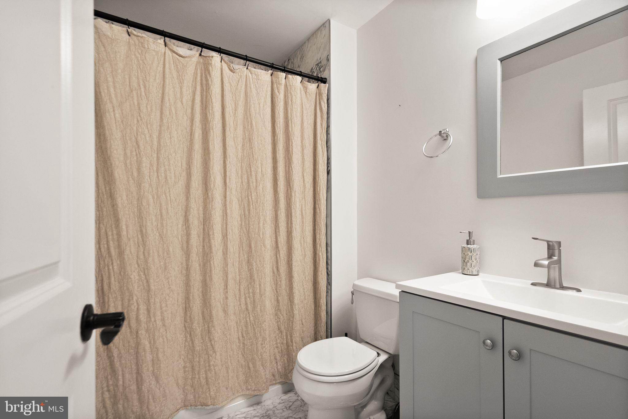 PEMBROOKE - Residential Lease