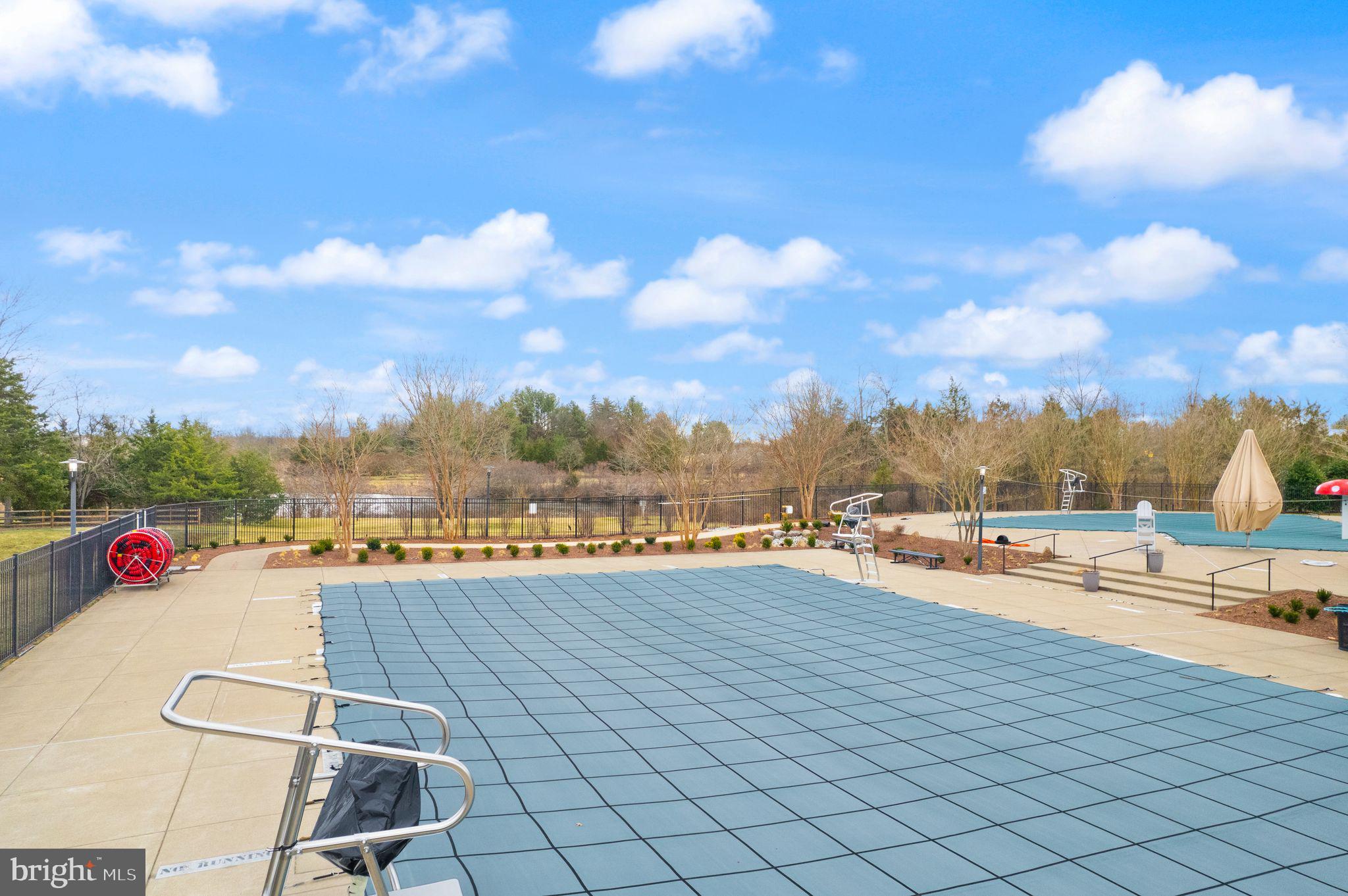 PEMBROOKE - Residential Lease