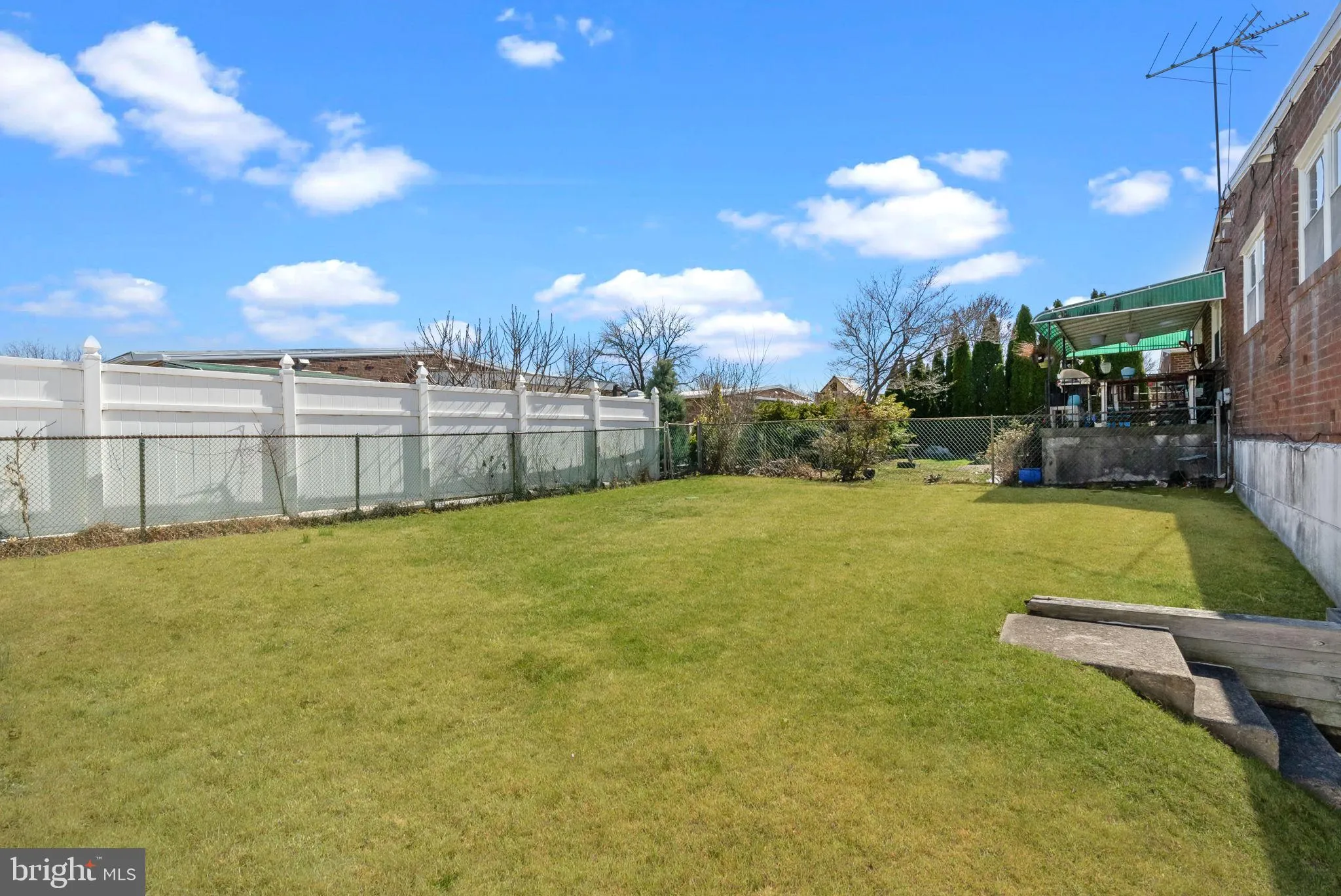 Philadelphia, Pennsylvania 19116, United States, 3 Bedrooms Bedrooms, ,3 BathroomsBathrooms,Residential,Pending,91109