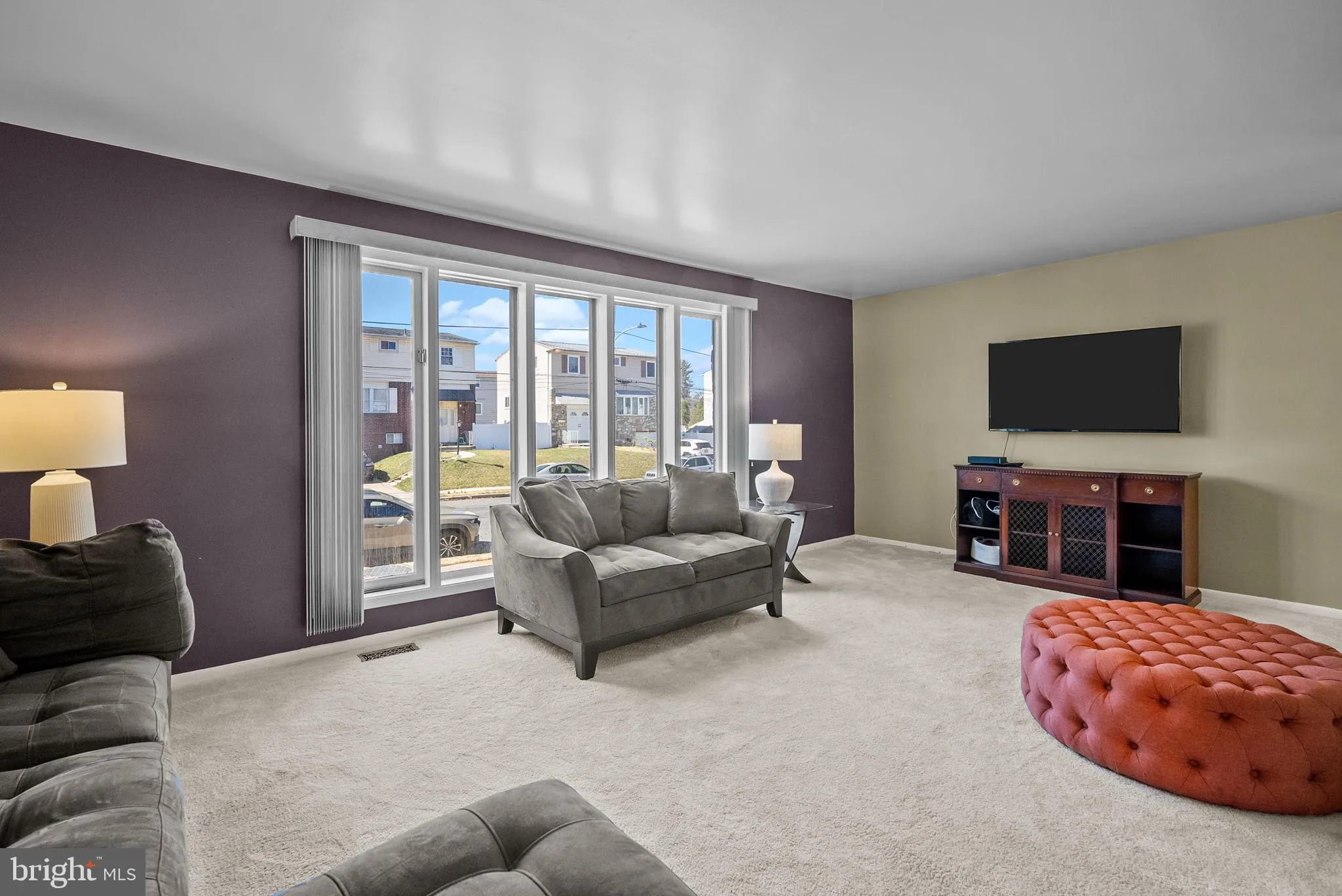 Philadelphia, Pennsylvania 19116, United States, 3 Bedrooms Bedrooms, ,3 BathroomsBathrooms,Residential,Pending,91109