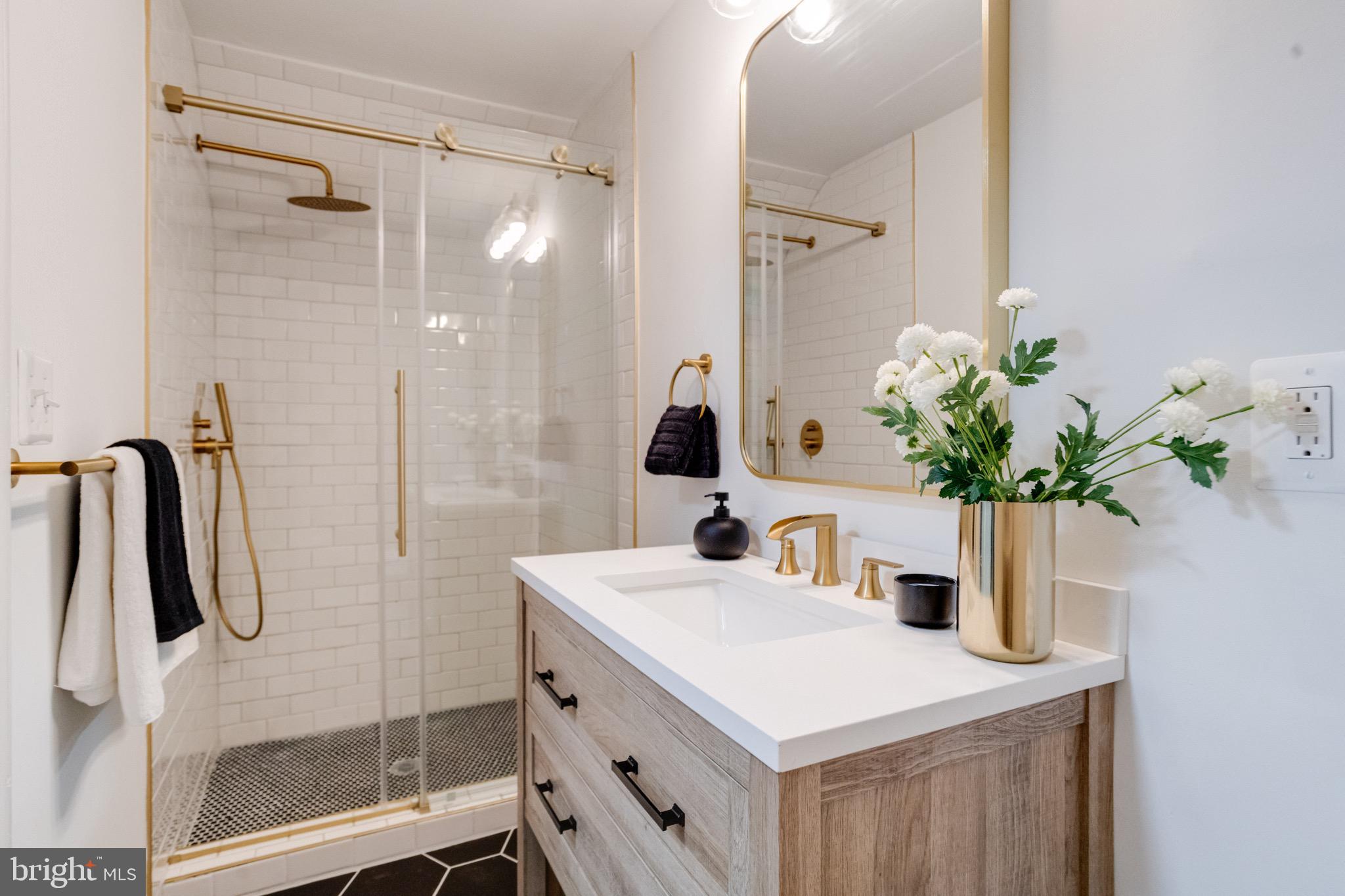 LOCHAVEN - Residential