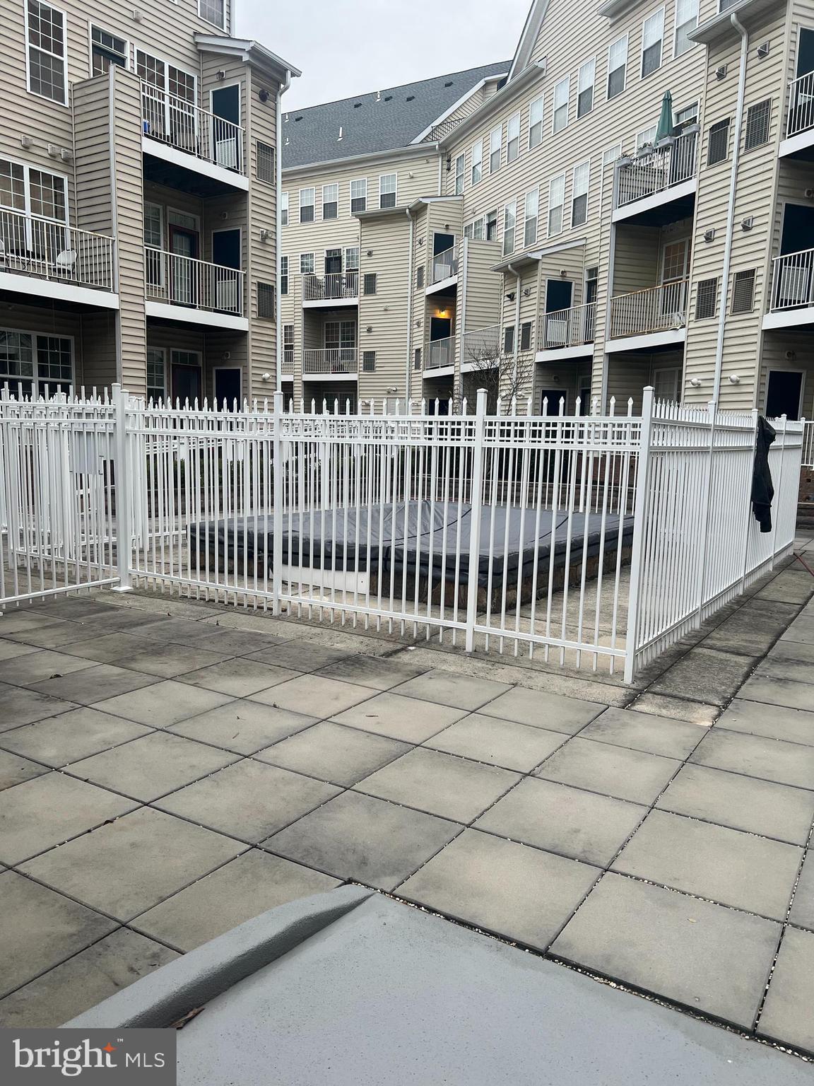 WESTBRIAR - Residential