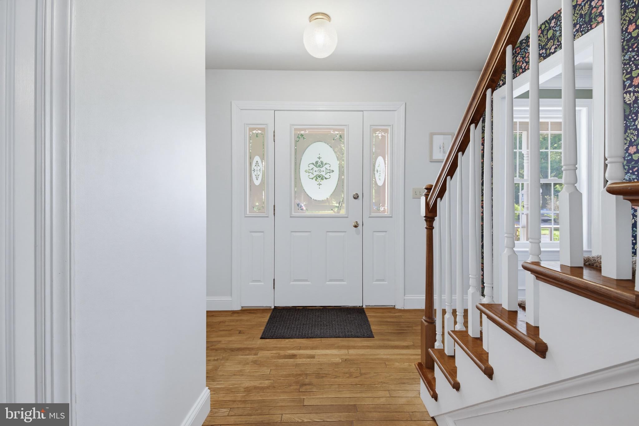 1189 SUFFOLK DRIVE