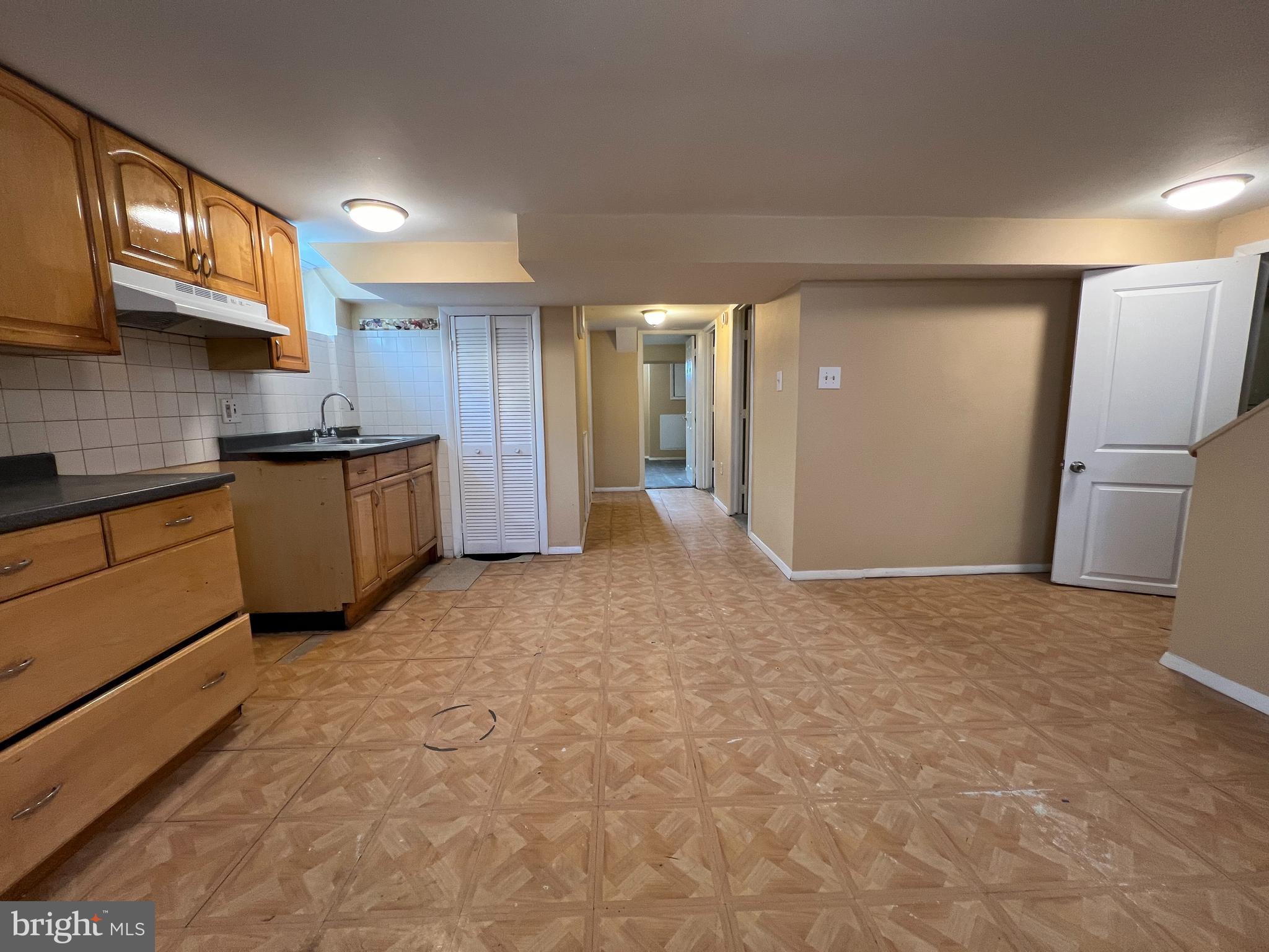 NEW HAMPSHIRE ESTATES - Residential Lease