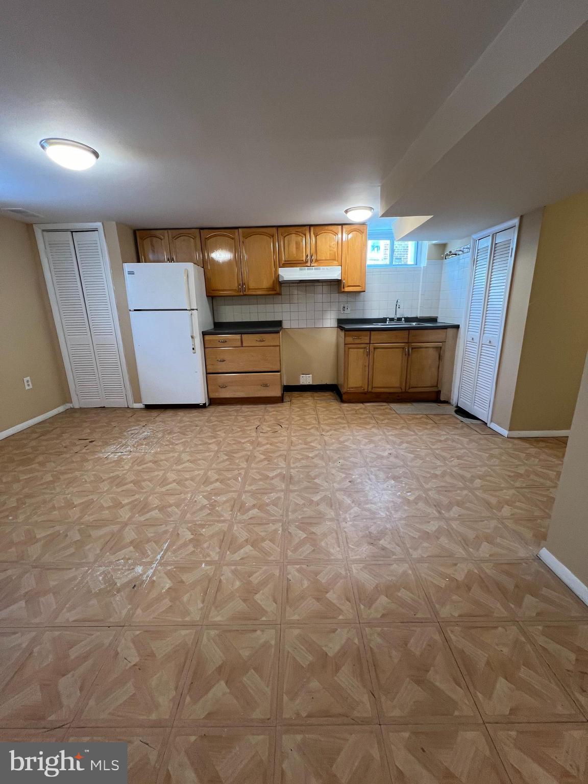 NEW HAMPSHIRE ESTATES - Residential Lease