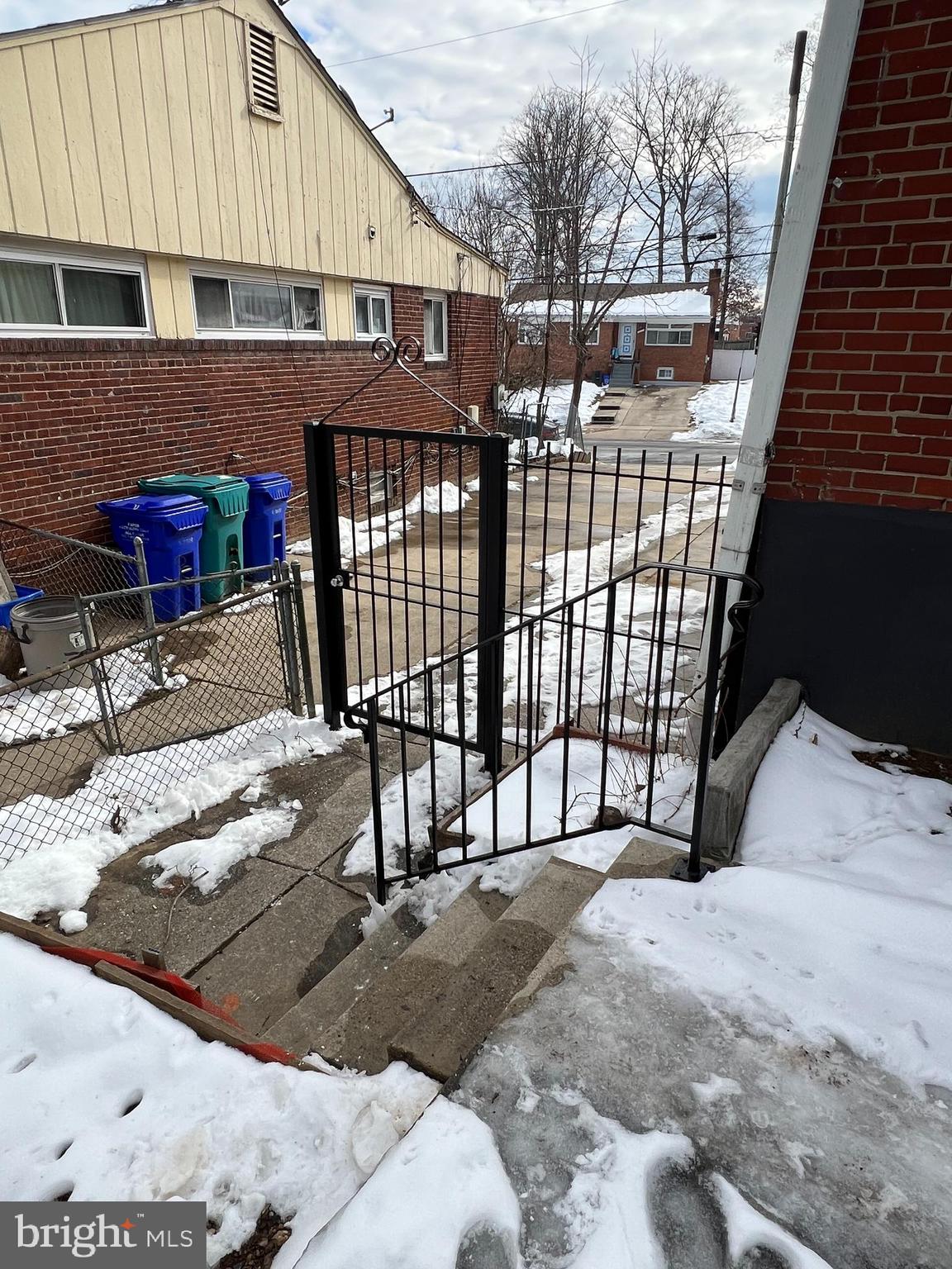 NEW HAMPSHIRE ESTATES - Residential Lease