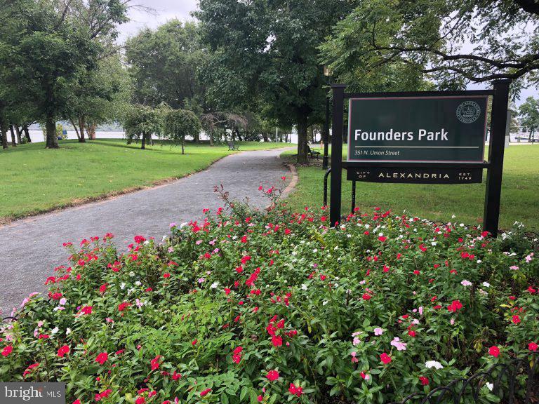 OLD TOWN SE QUADRANT - Residential