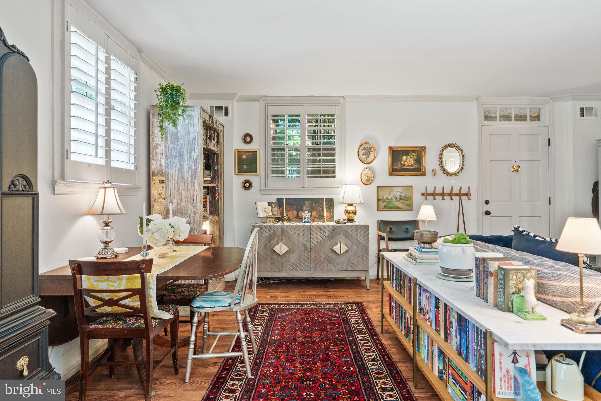 LEE MEWS - Residential