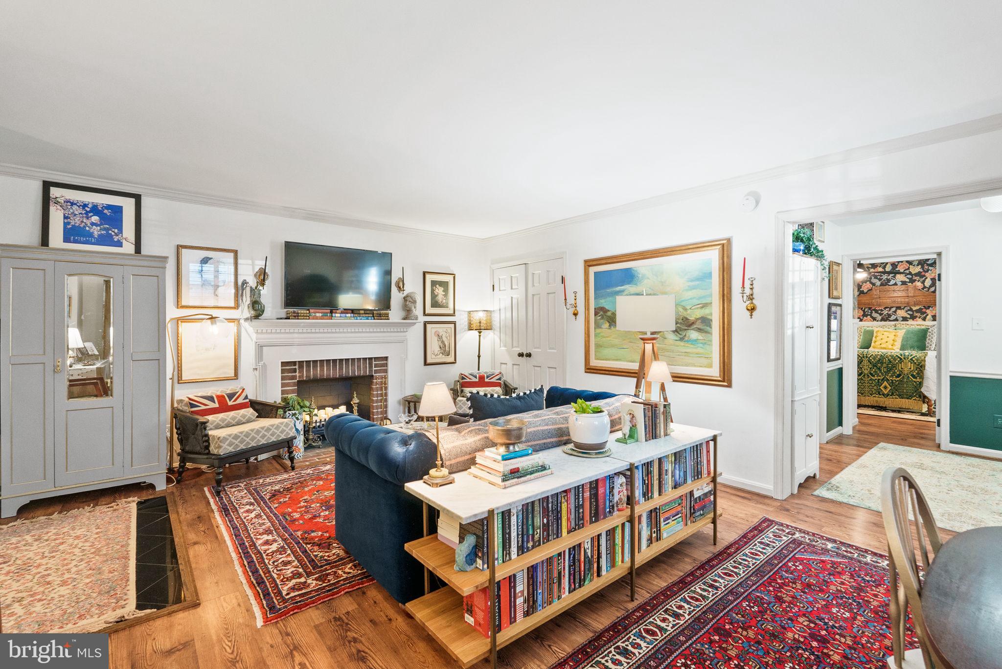 LEE MEWS - Residential