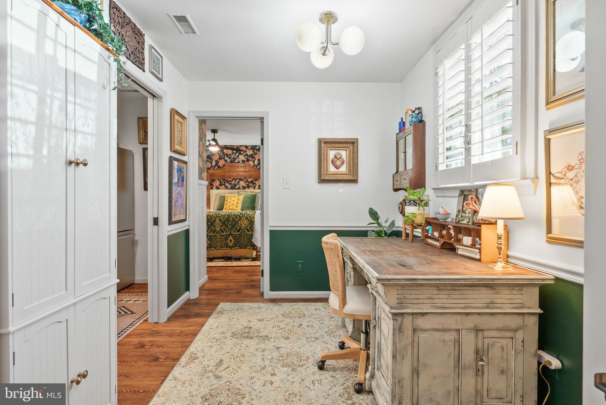 LEE MEWS - Residential