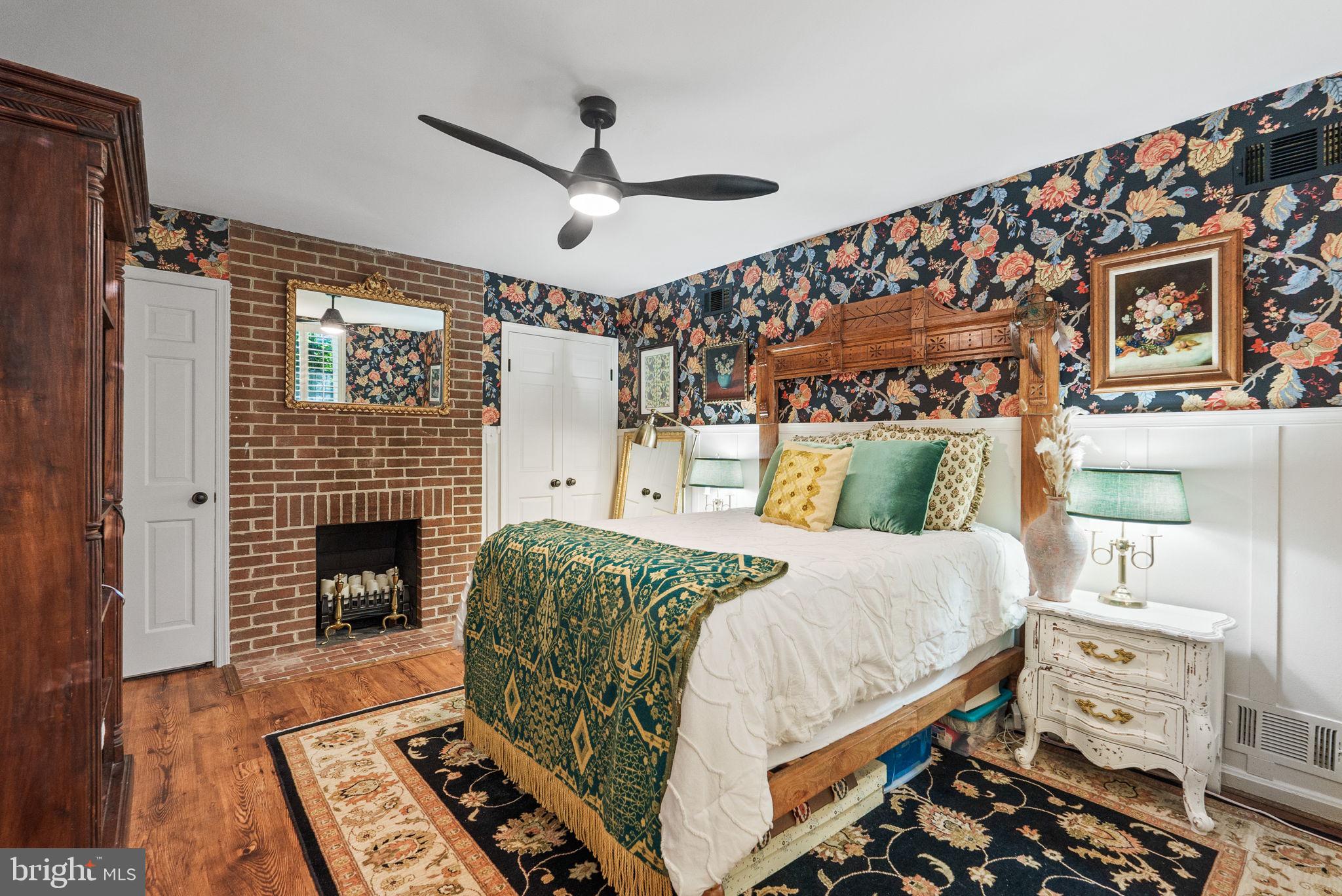 LEE MEWS - Residential