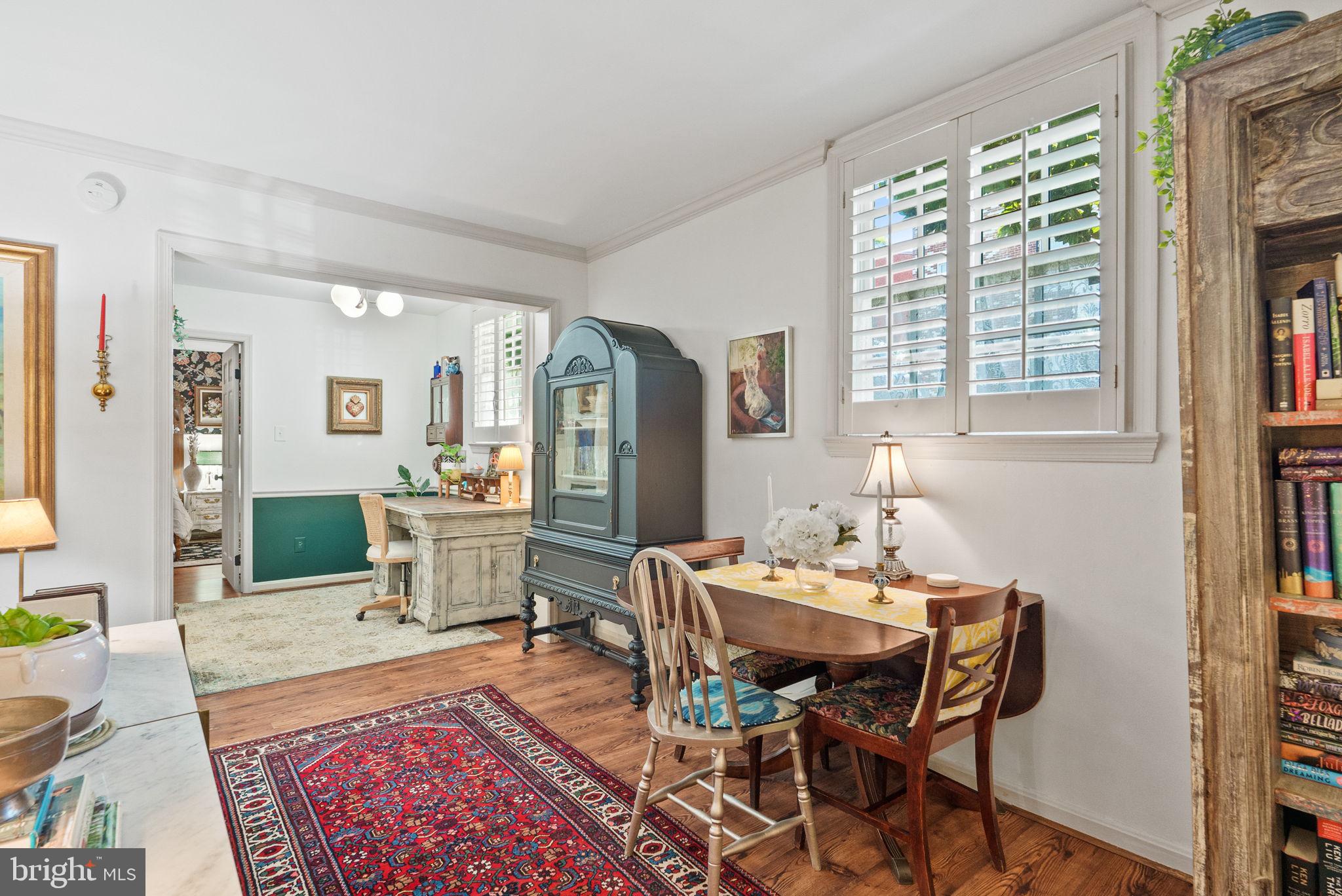 LEE MEWS - Residential