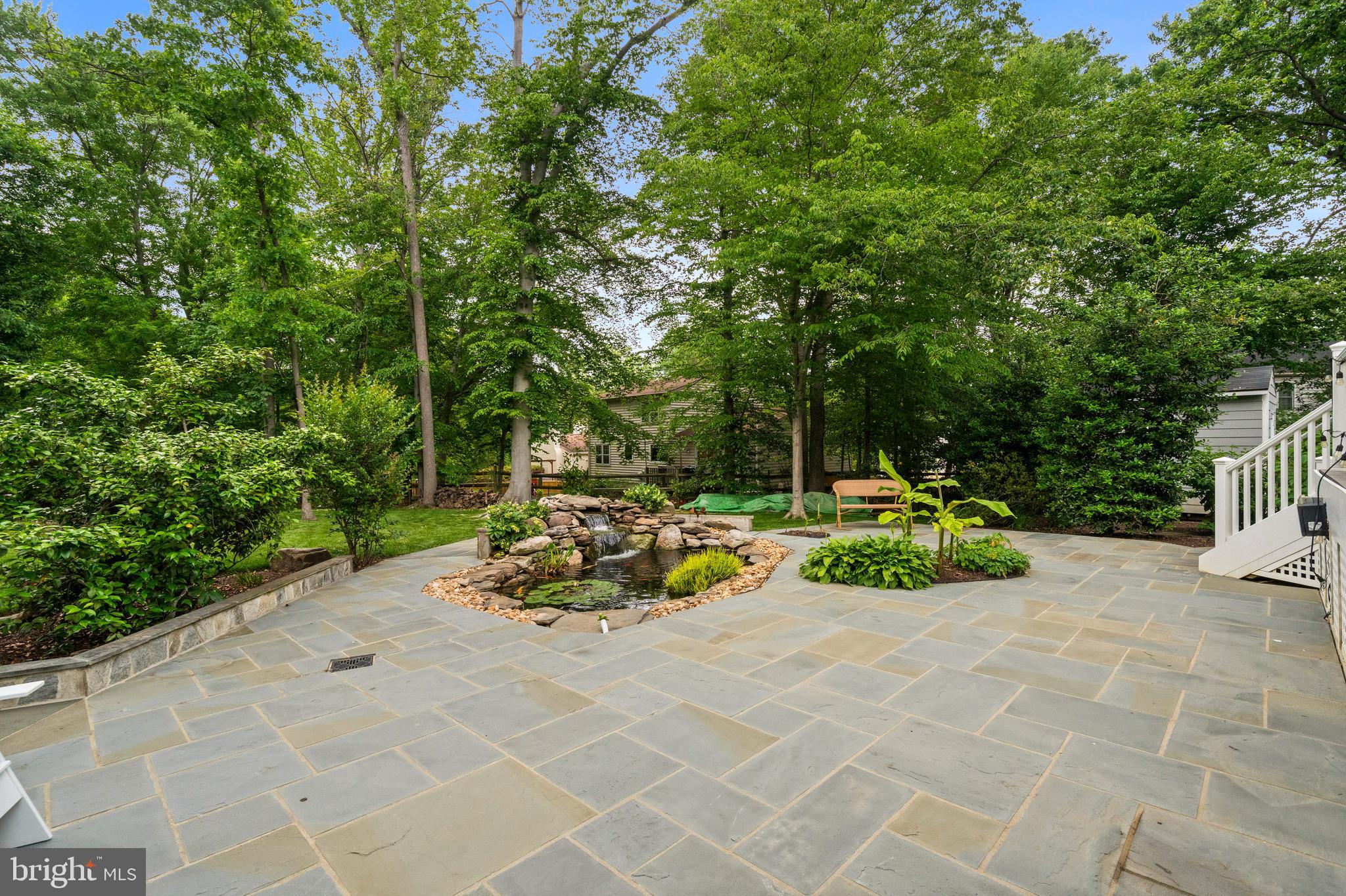 RIVERSIDE - Residential