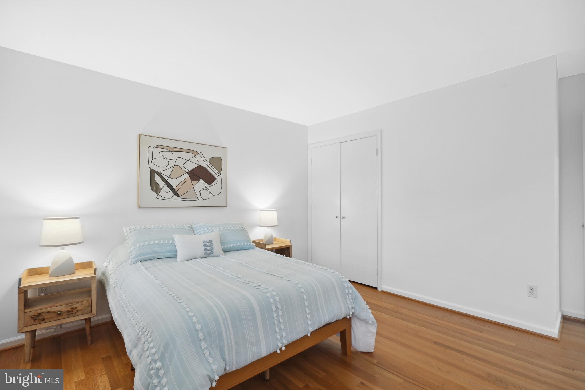 RIVERSIDE - Residential