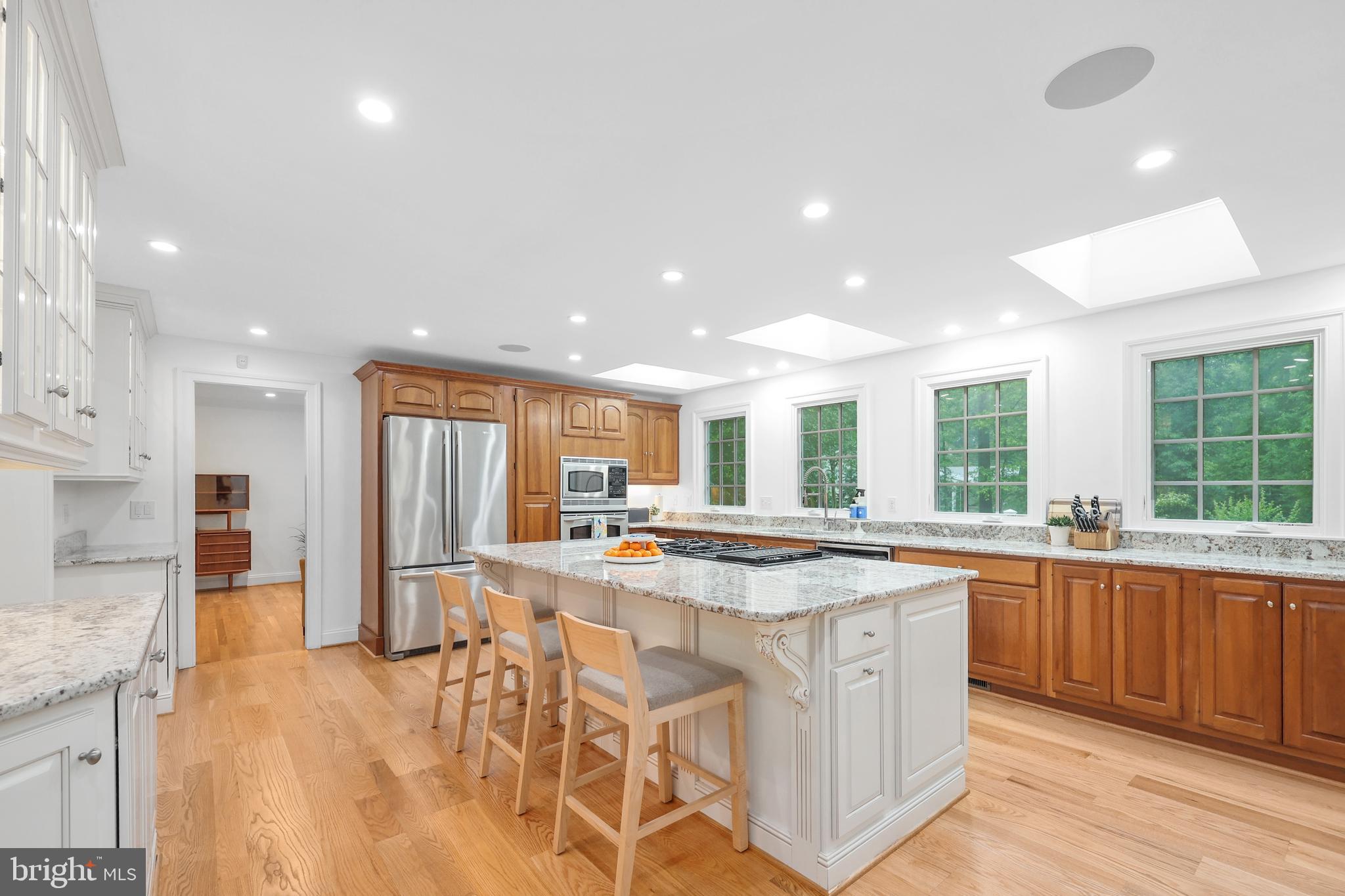 RIVERSIDE - Residential