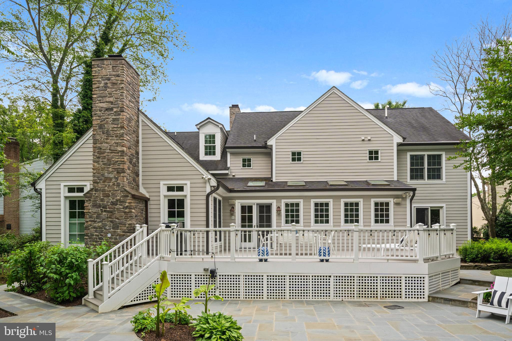 RIVERSIDE - Residential