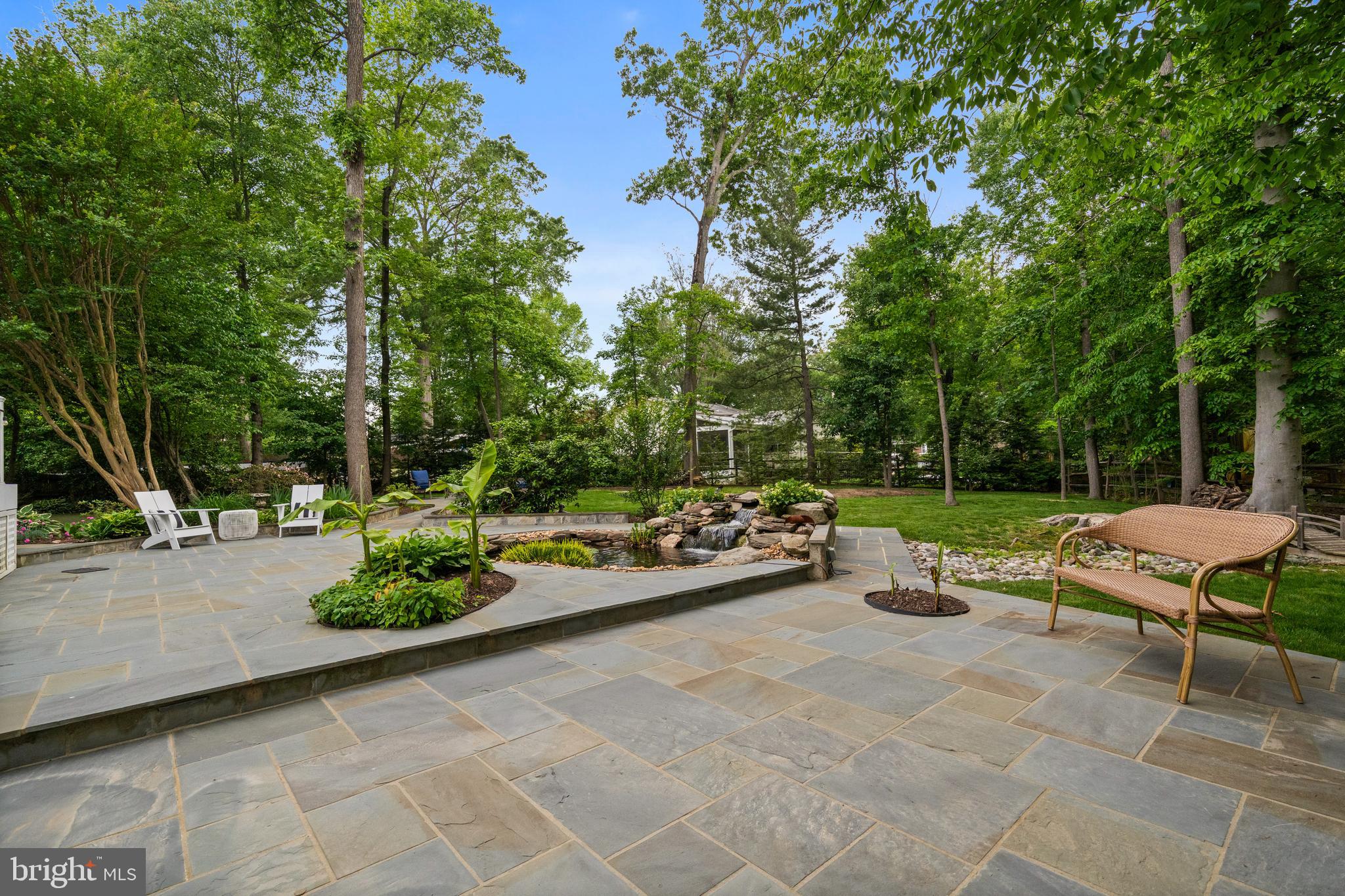 RIVERSIDE - Residential