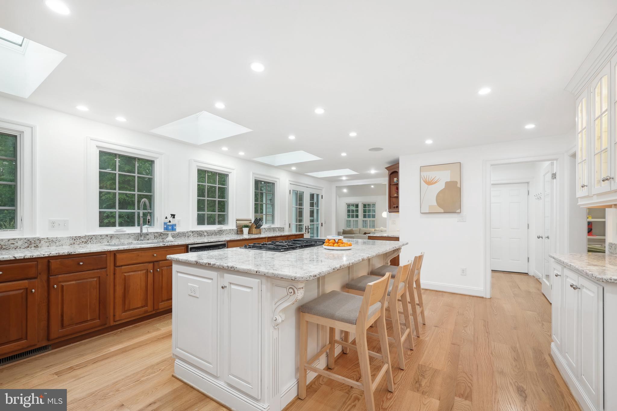 RIVERSIDE - Residential