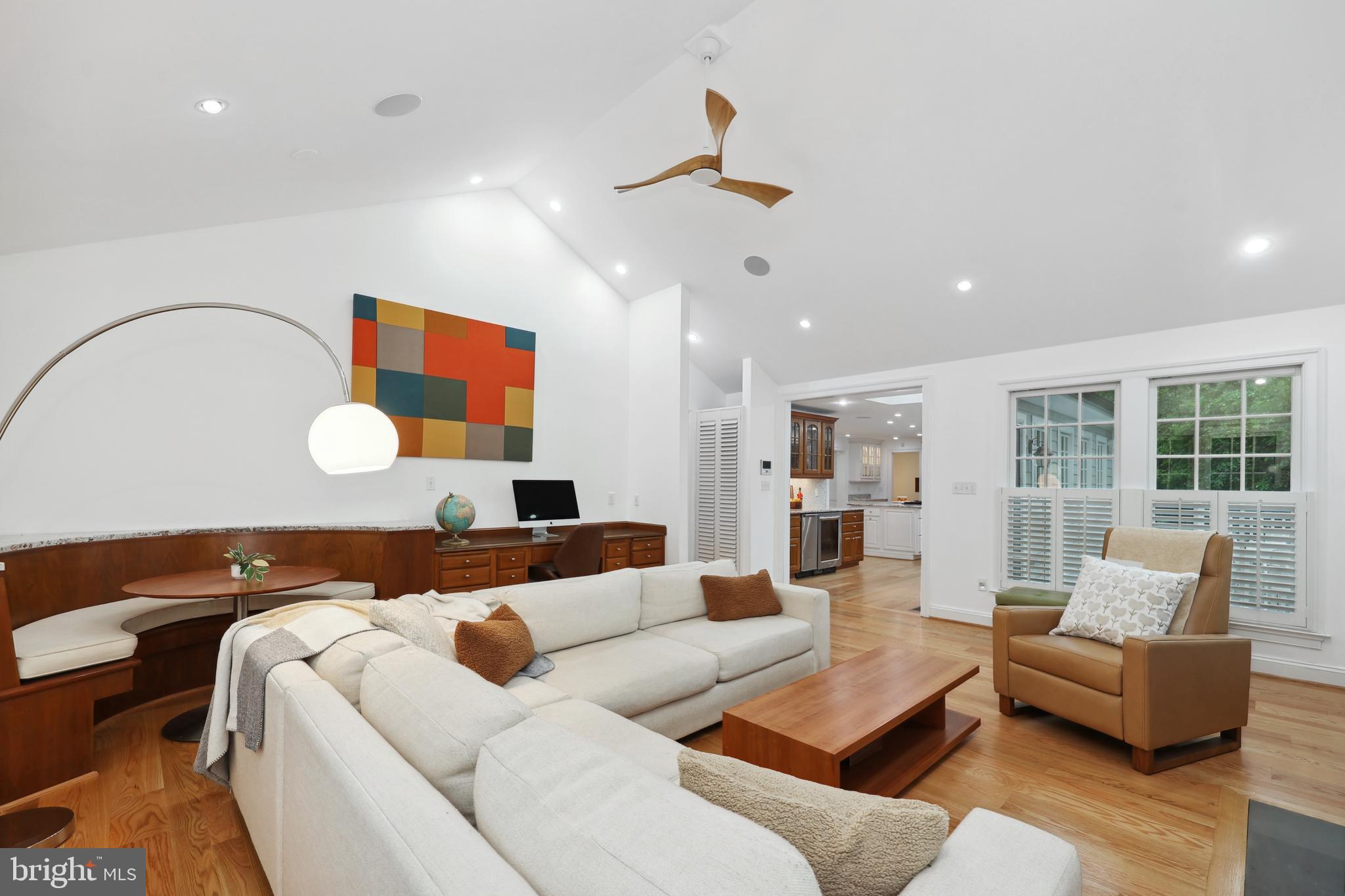 RIVERSIDE - Residential