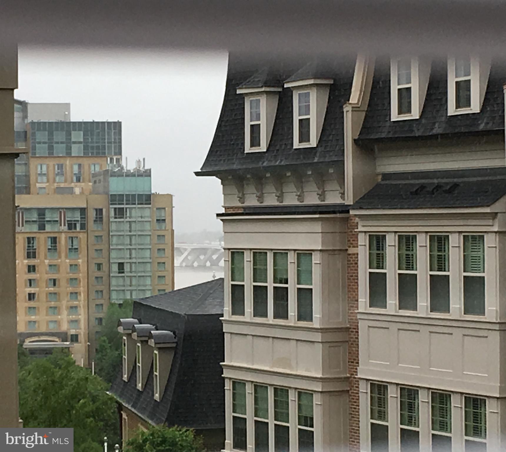 NATIONAL HARBOR - Residential Lease