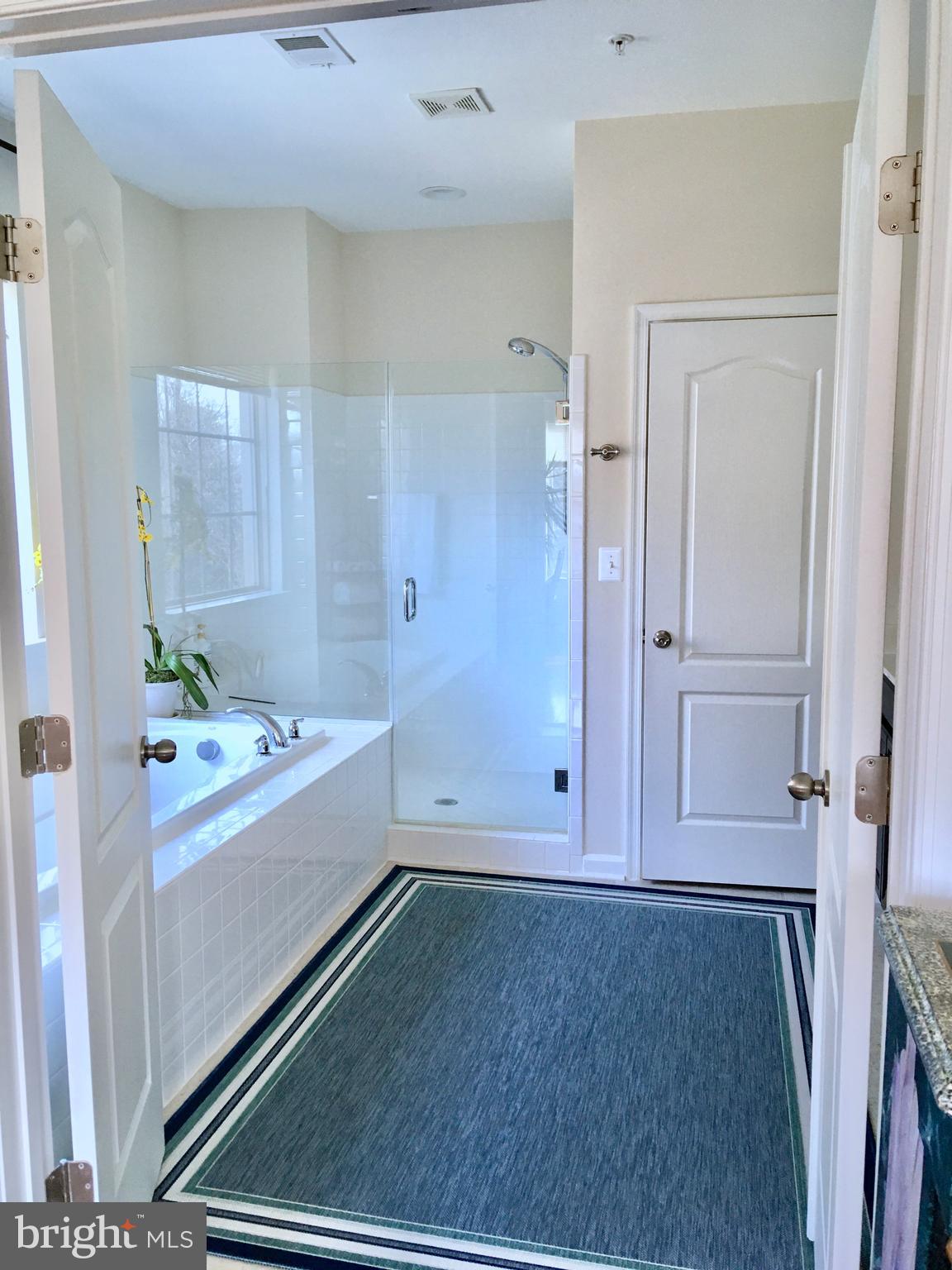 NATIONAL HARBOR - Residential Lease