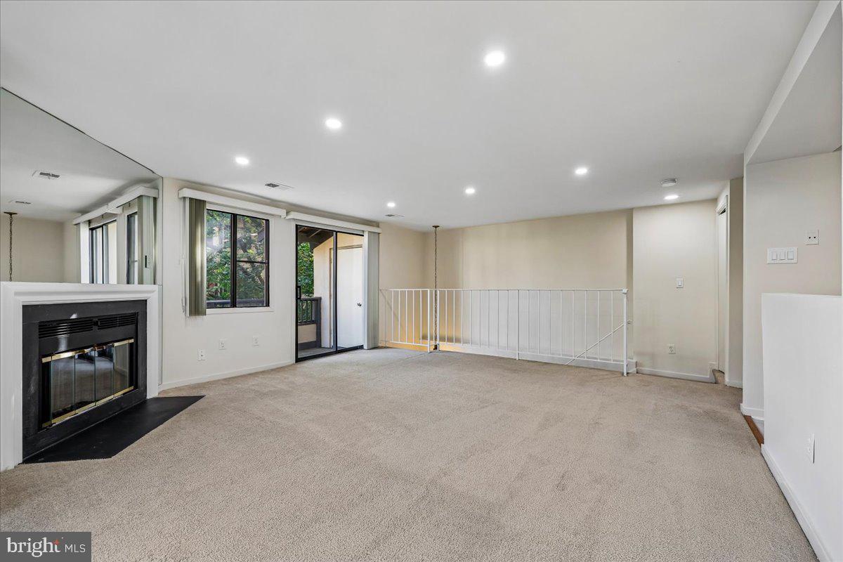 9793 HELLINGLY PLACE 26