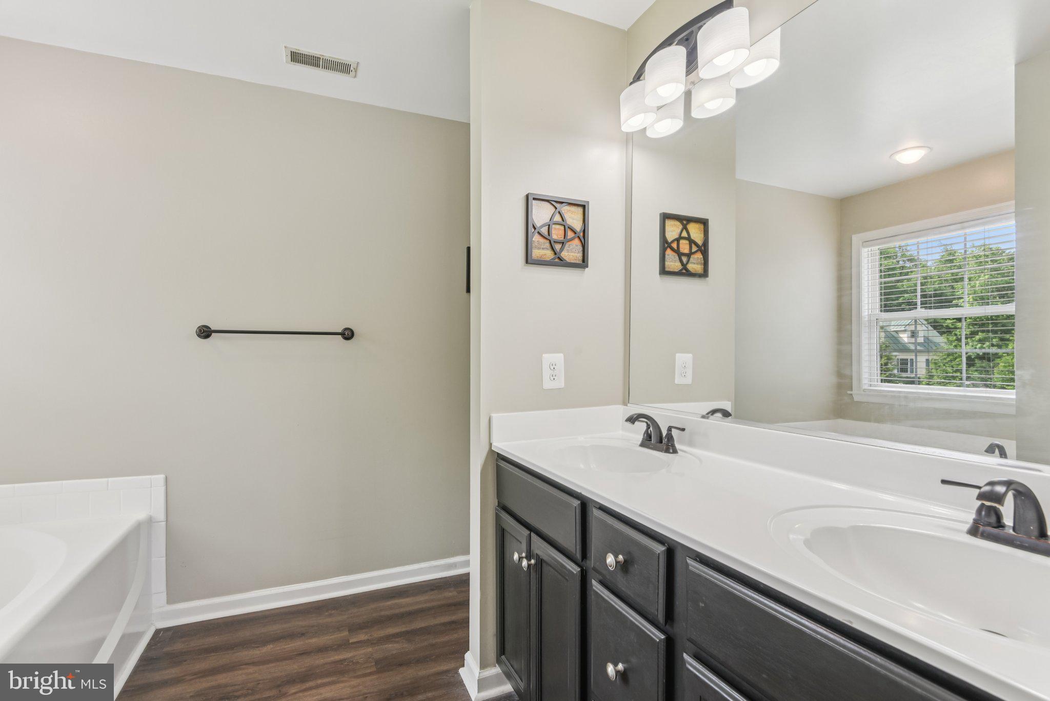 PEACH BLOSSOM FARM - Residential