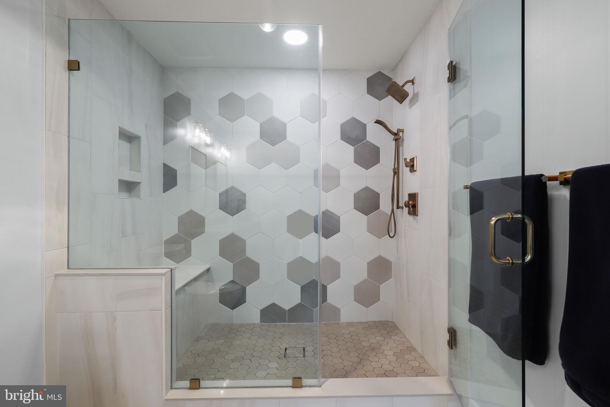 VILLAGE OF LONG REACH - Residential