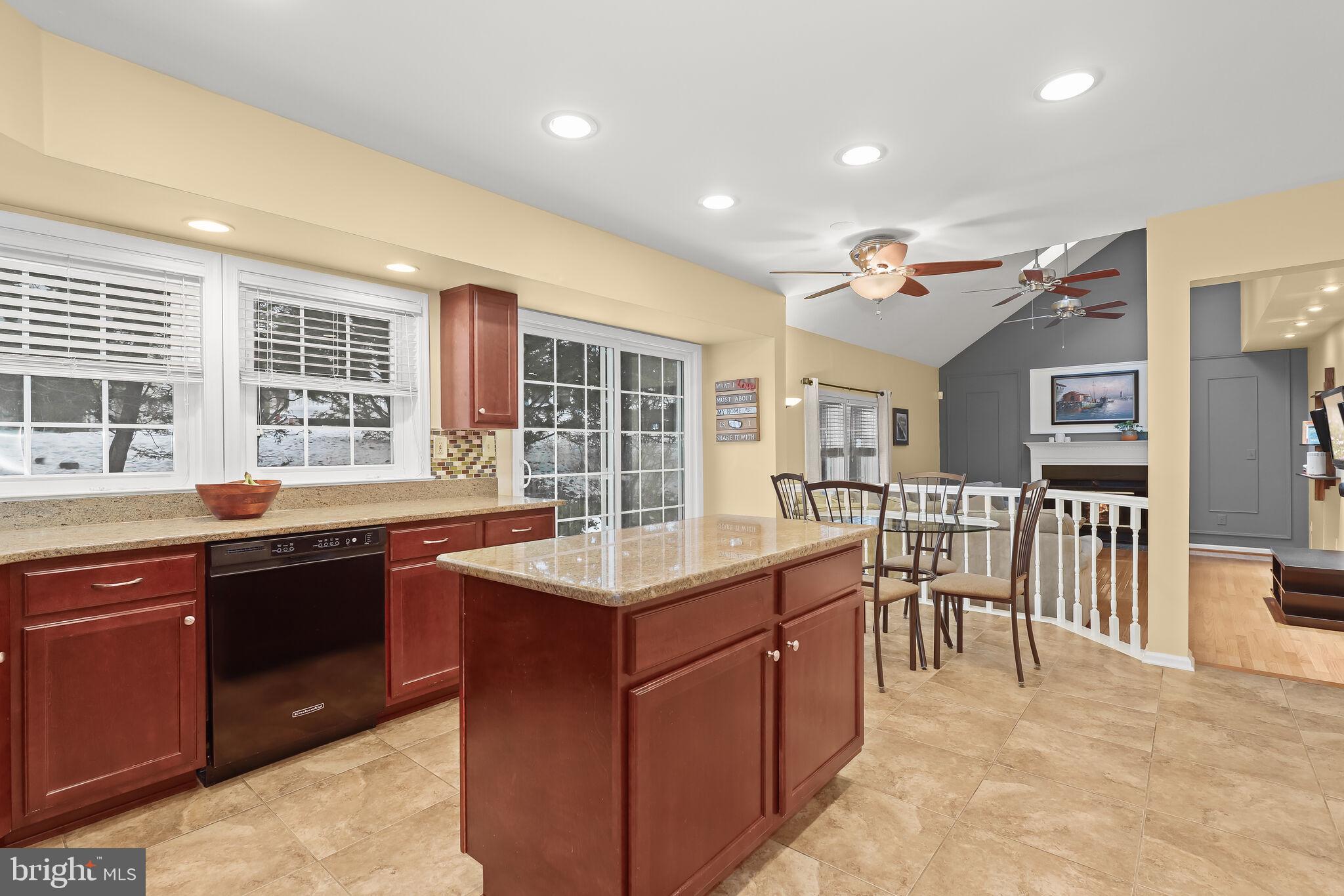 VILLAGE OF LONG REACH - Residential