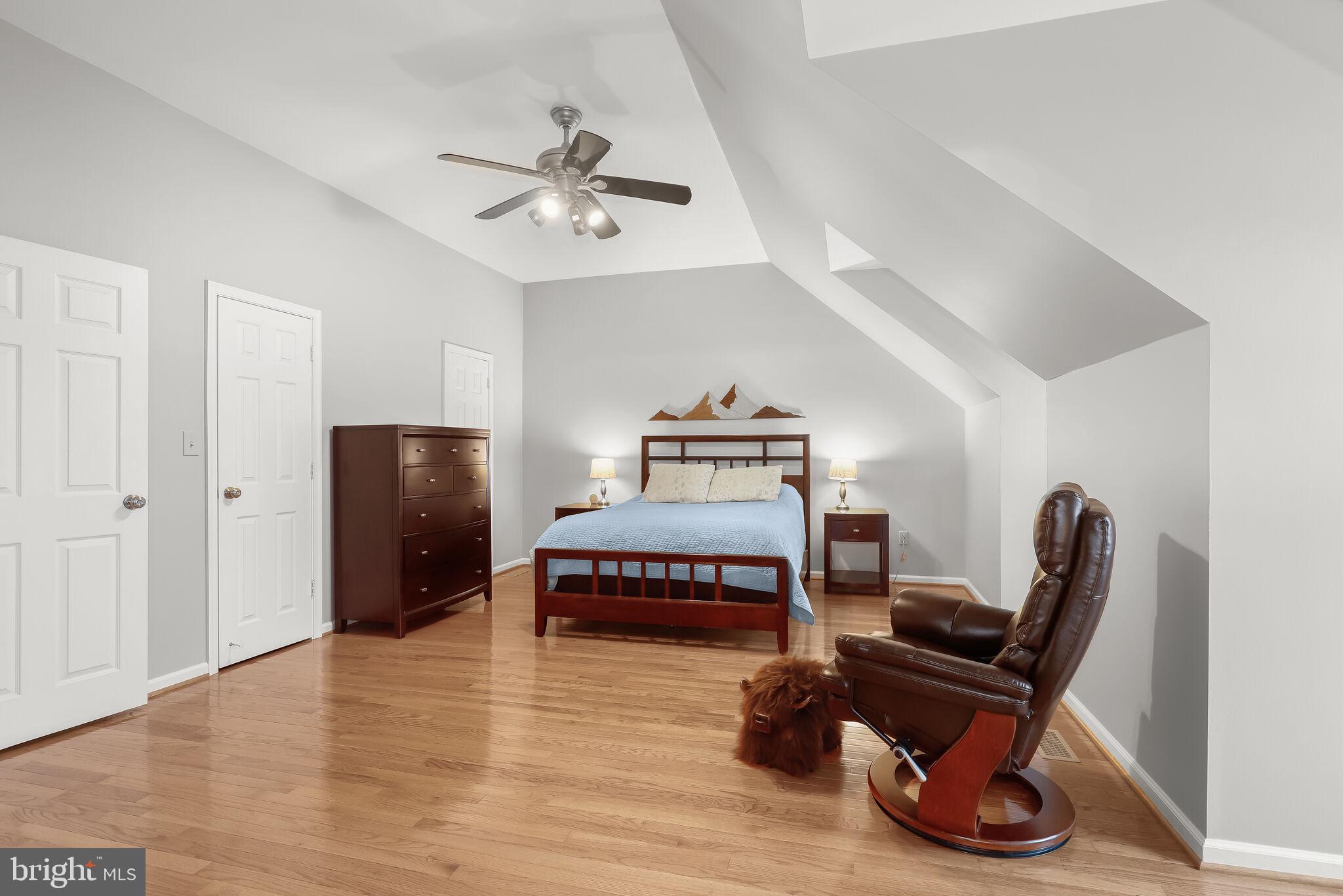 VILLAGE OF LONG REACH - Residential