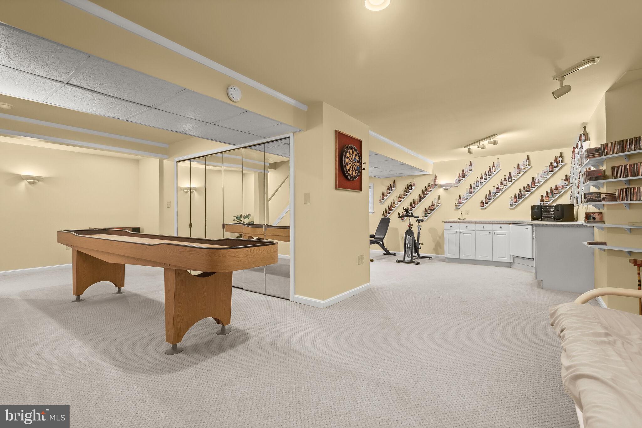 VILLAGE OF LONG REACH - Residential