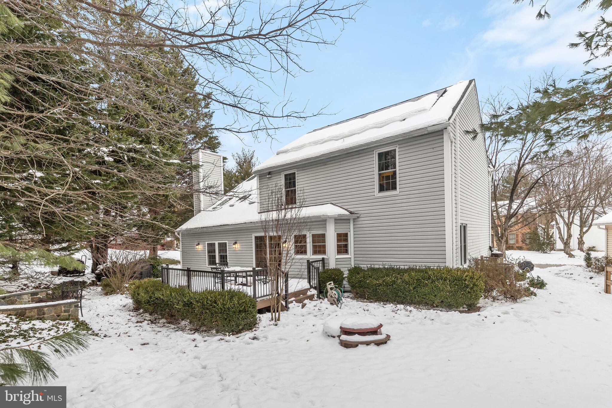 VILLAGE OF LONG REACH - Residential