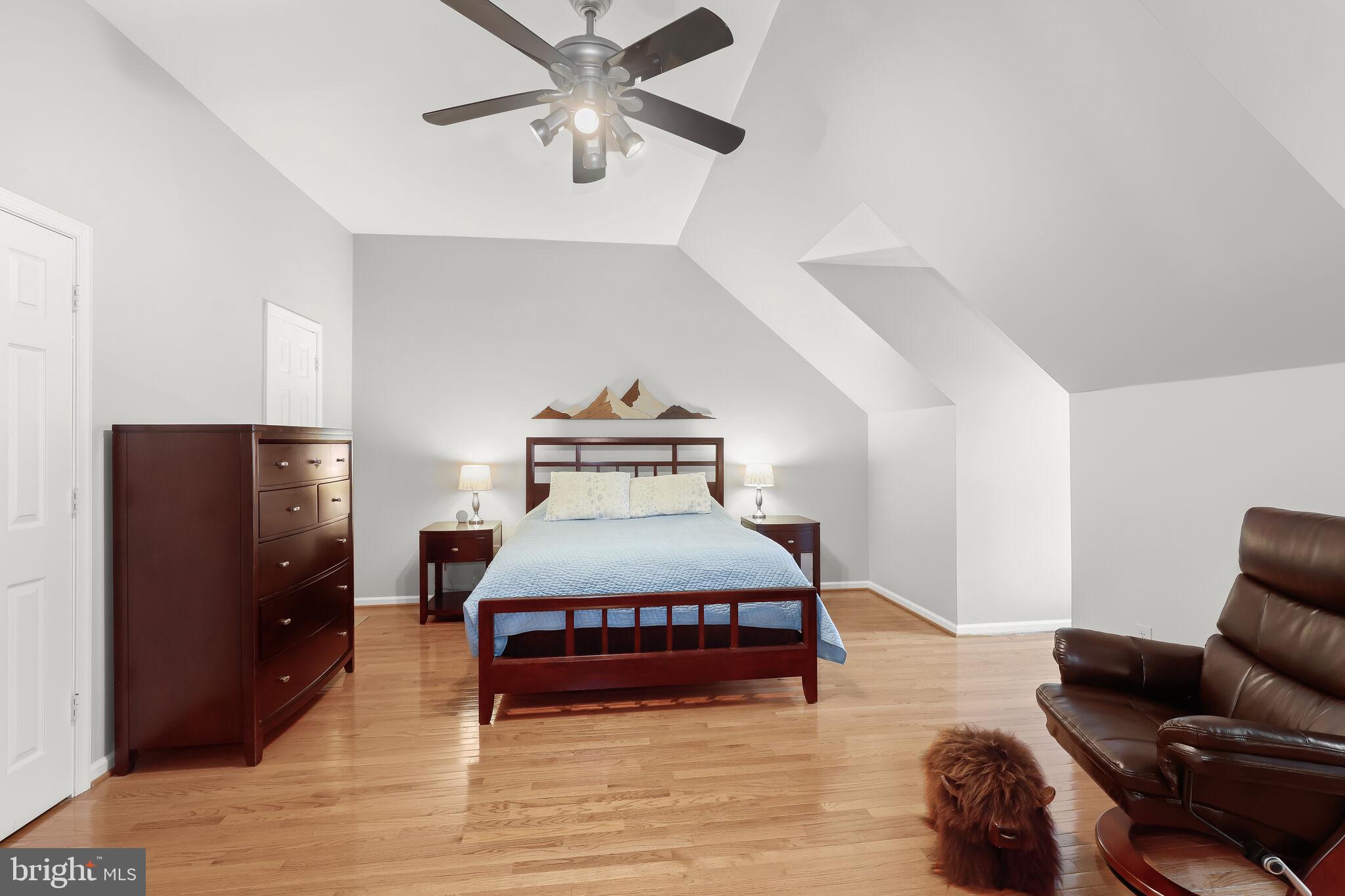 VILLAGE OF LONG REACH - Residential