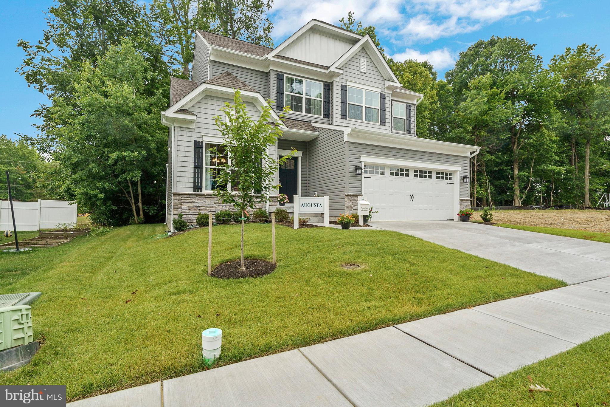 4025 ROLLING MEADOW COURT