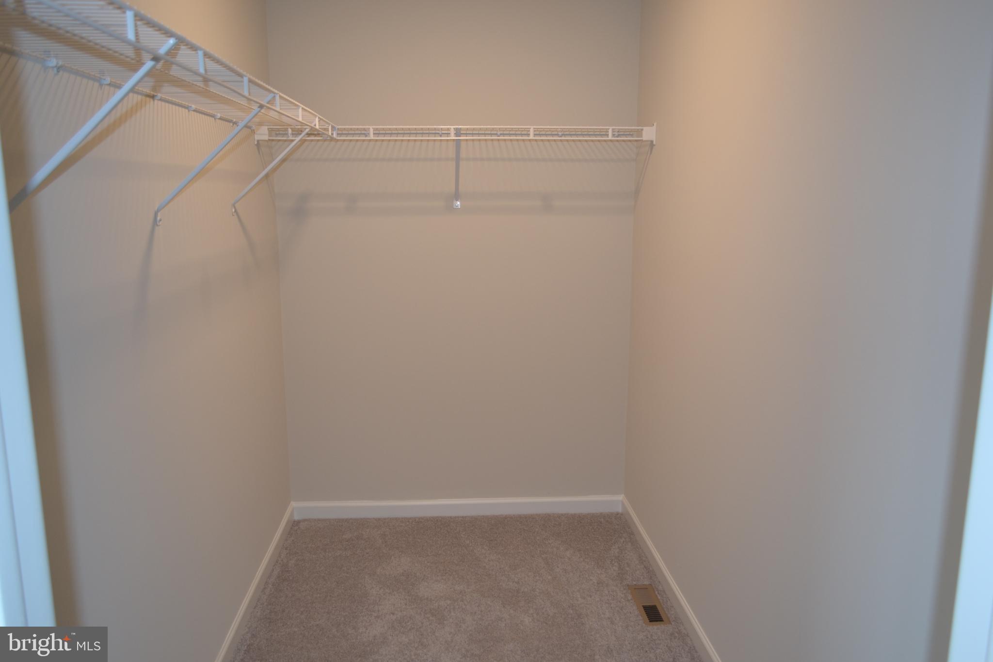 HAWKSTONE VILLAGE - Residential